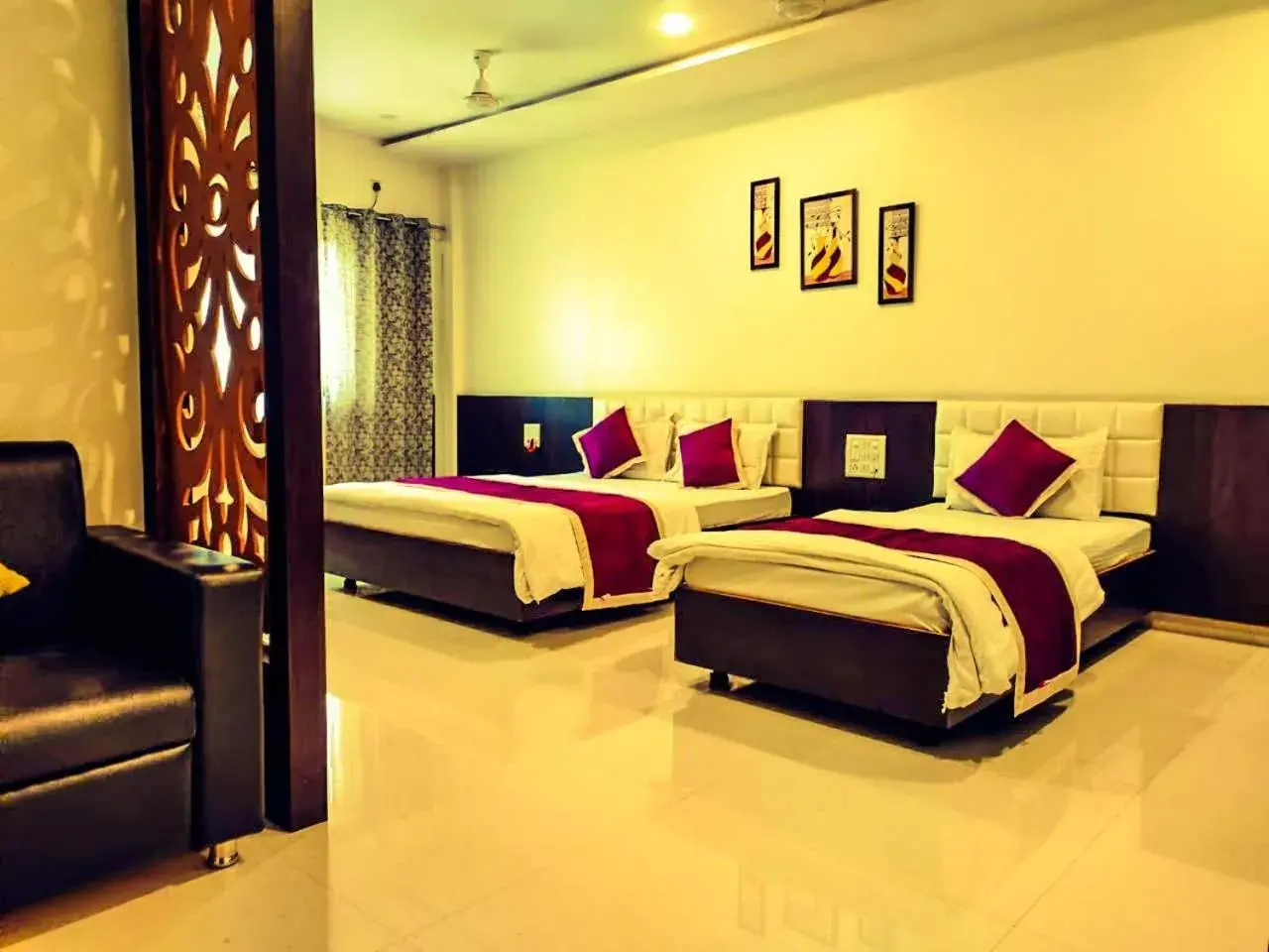 Bed in Hotel Neem Tree Bed in Hotel Neem Tree