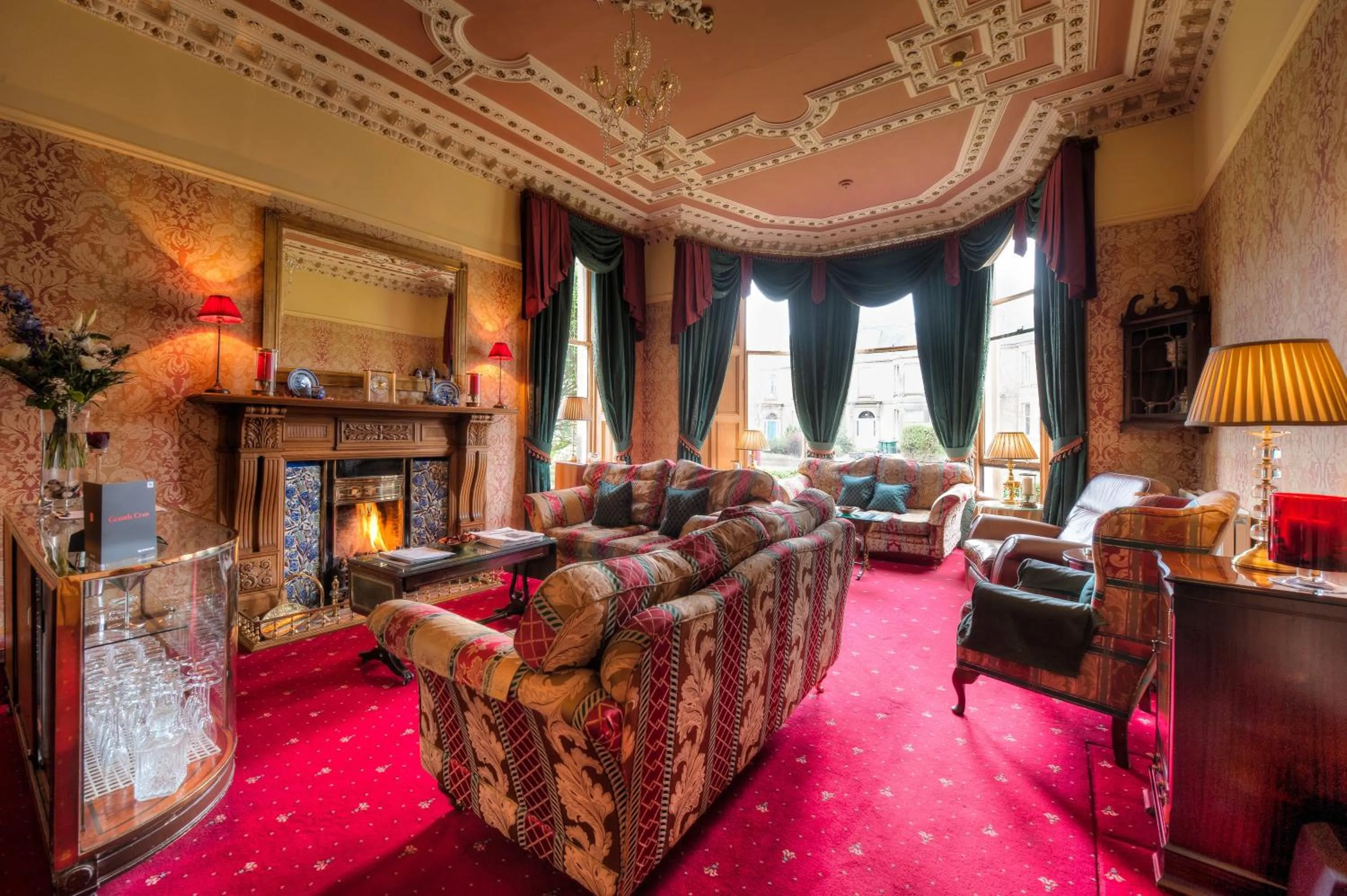 Lounge or bar in Kildonan Lodge Hotel