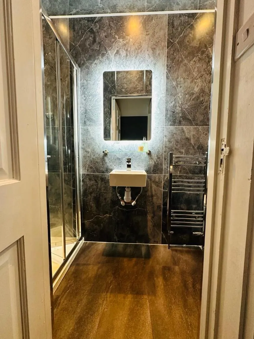 Bathroom in Kildonan Lodge Hotel