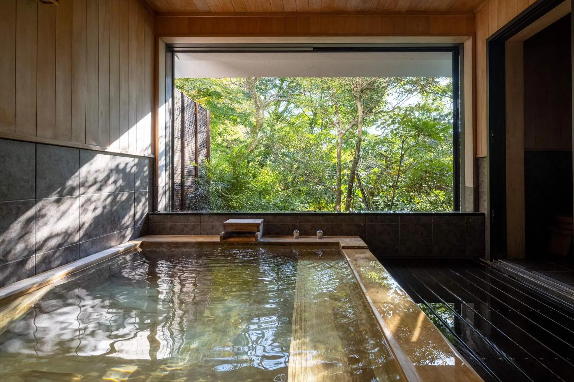 Hot Spring Bath in Jinya Ryokan