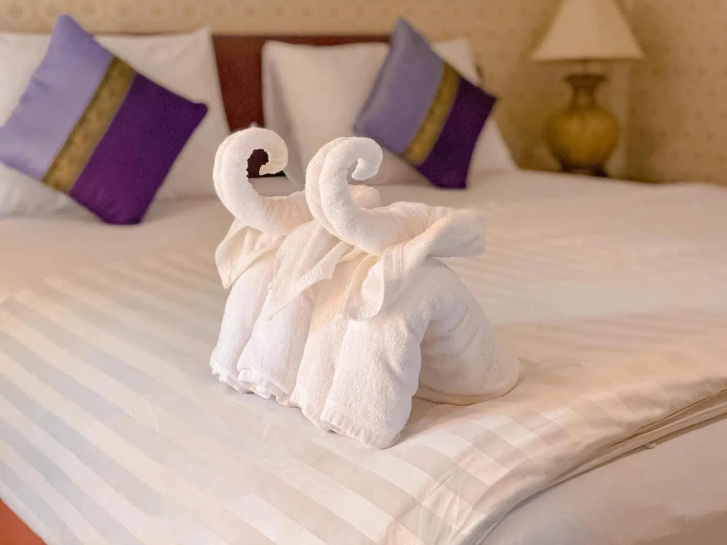 Bed in Dang Sea Beach Resort - SHA