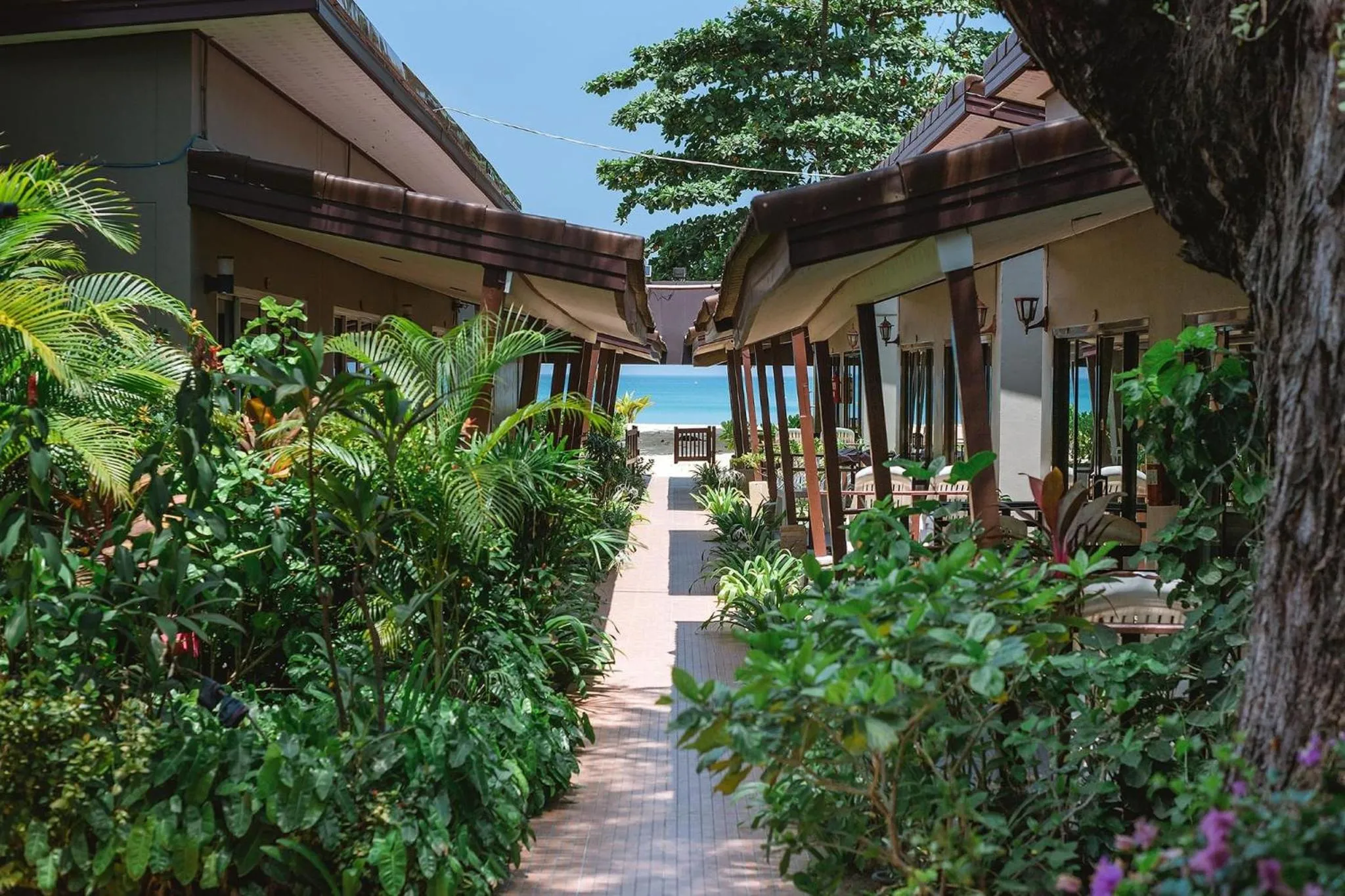 Dang Sea Beach Resort - SHA