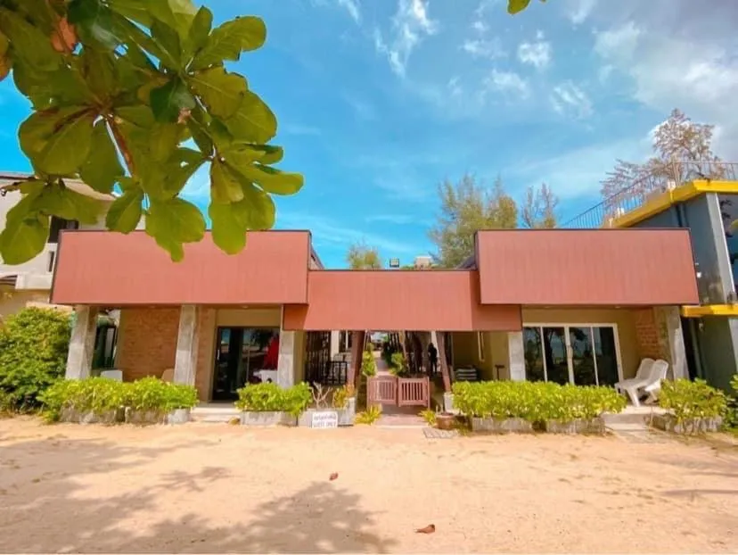 Dang Sea Beach Resort - SHA