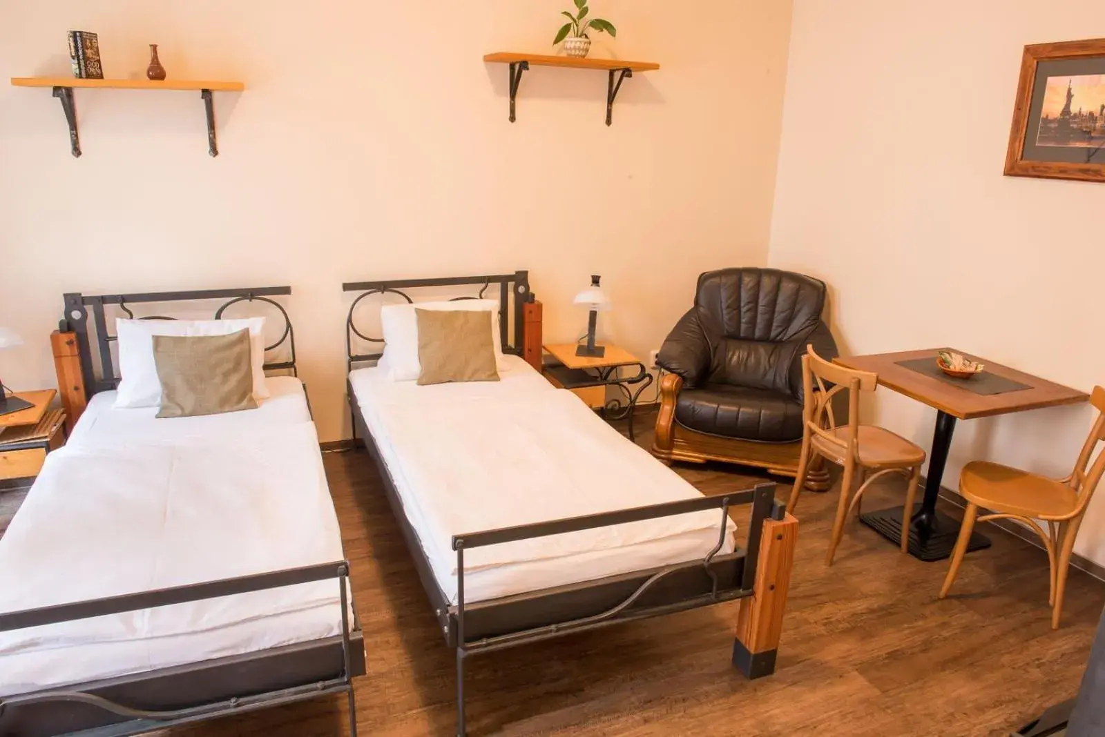 Single Room in Residence Hattrick Single Room in Residence Hattrick