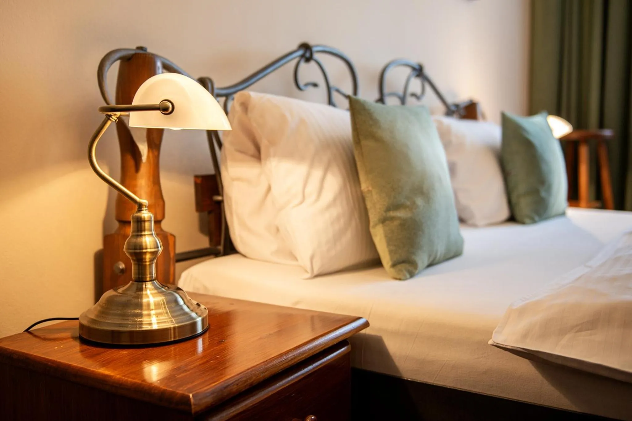 Bed in Residence Hattrick