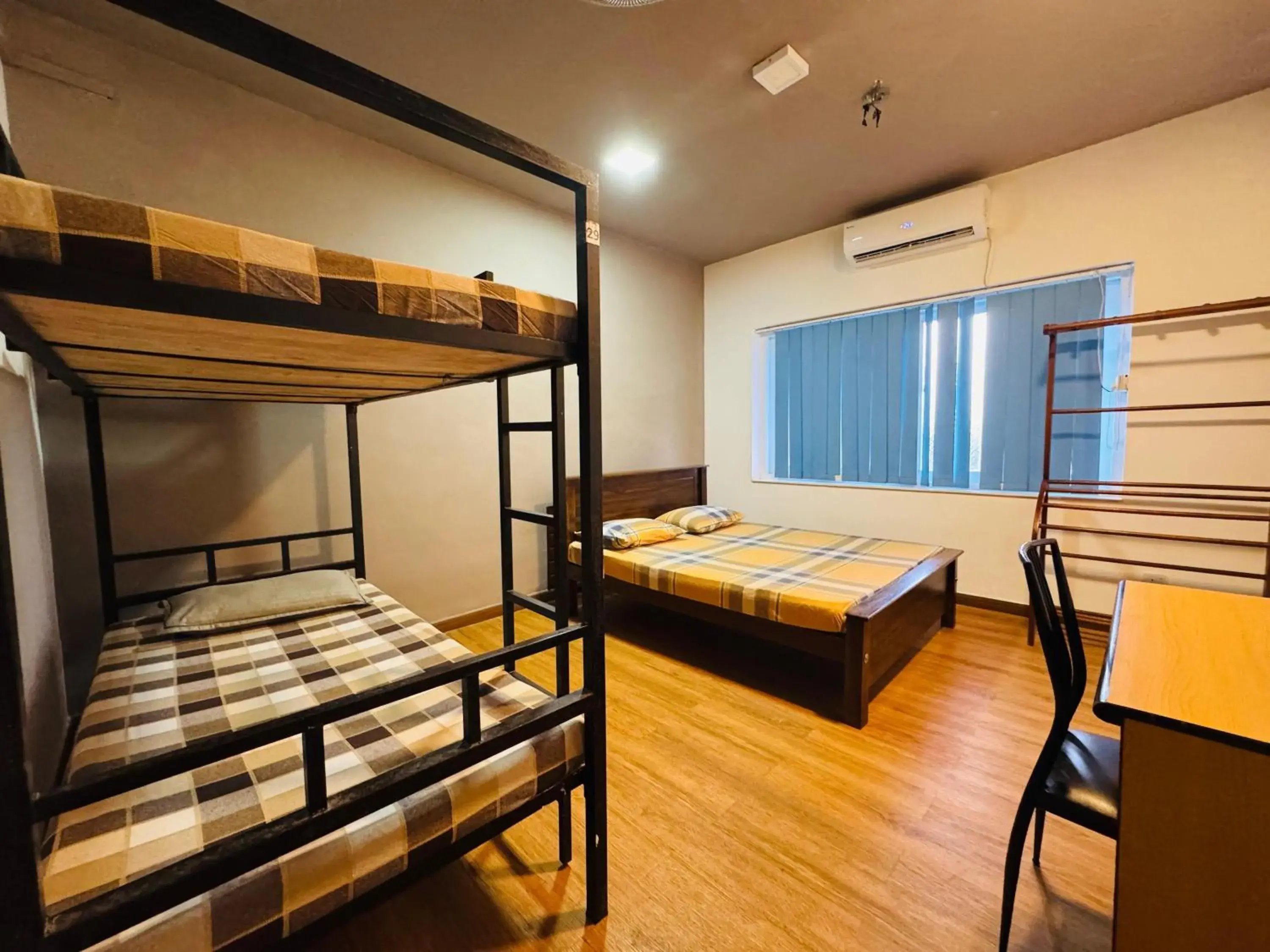 Family Room with Shared Bathroom - single occupancy in Havelock City Hostel, Colombo Family Room with Shared Bathroom - single occupancy in Havelock City Hostel, Colombo