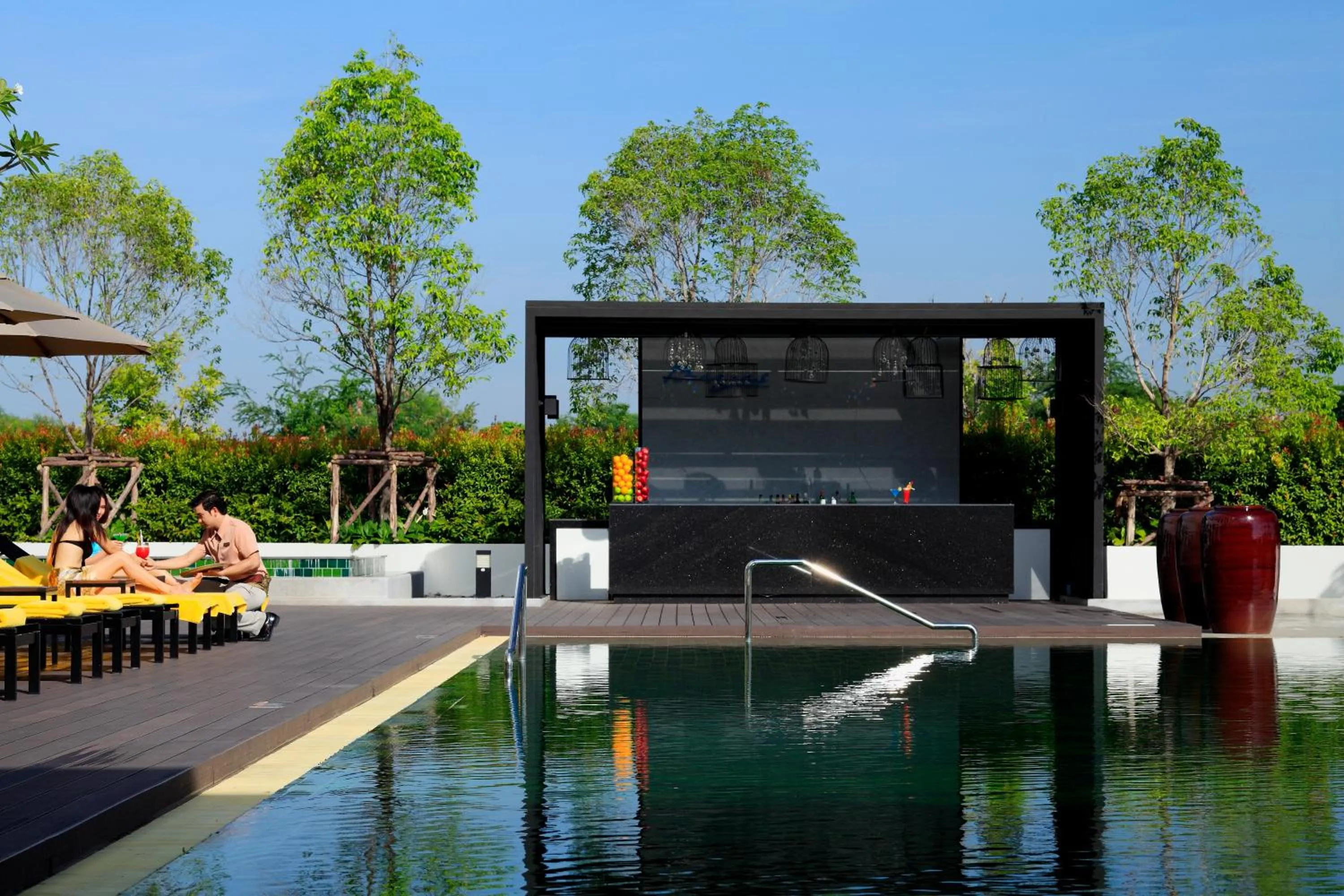 Swimming pool in Avani Khon Kaen Hotel & Convention Centre