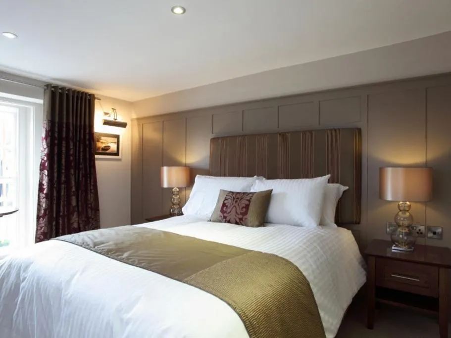 Bedroom, Bed in The Norway Inn