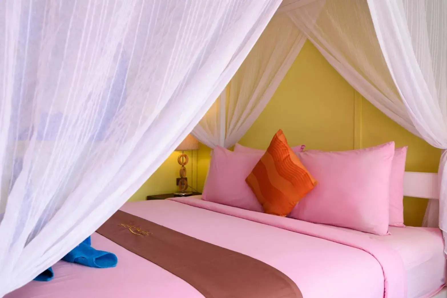 Bed in Lareena Resort Koh Larn Pattaya Bed in Lareena Resort Koh Larn Pattaya