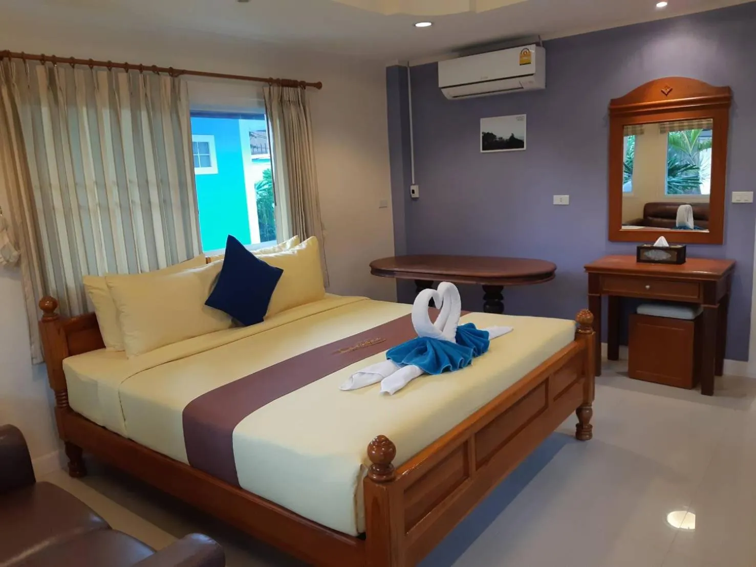 Bedroom, Bed in Lareena Resort Koh Larn Pattaya