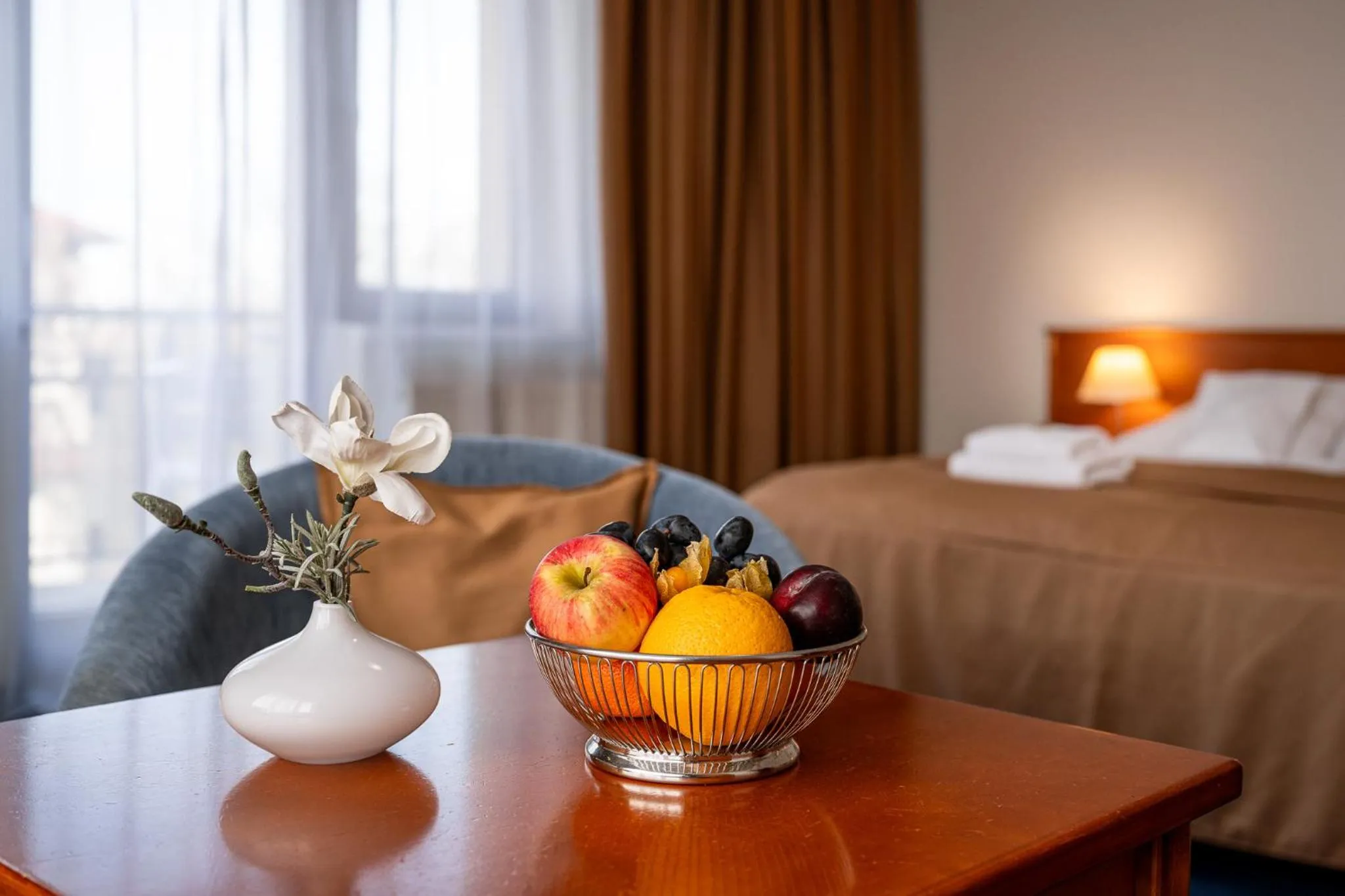 Bed in April hotel Panorama