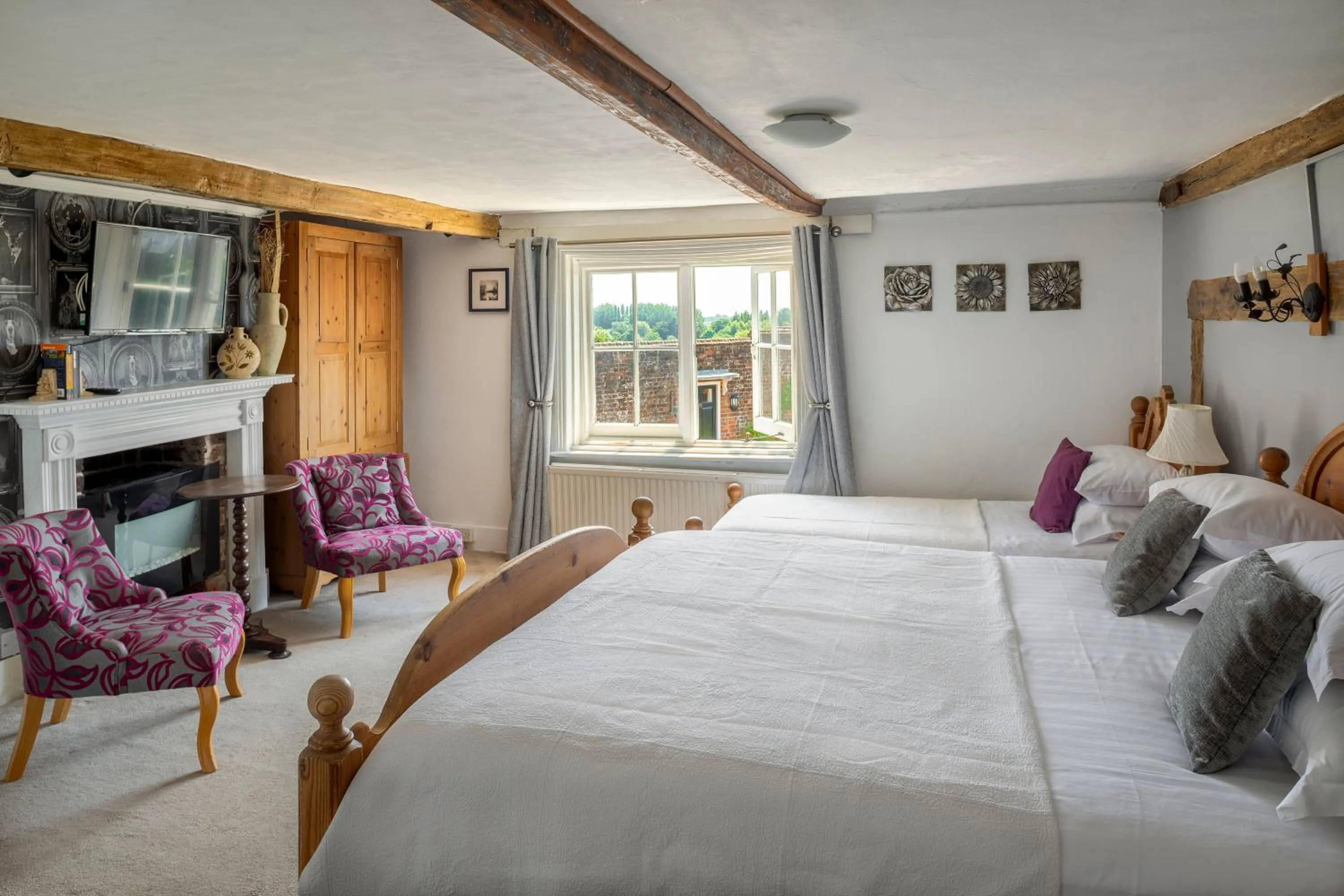 Bed in The Hope Anchor