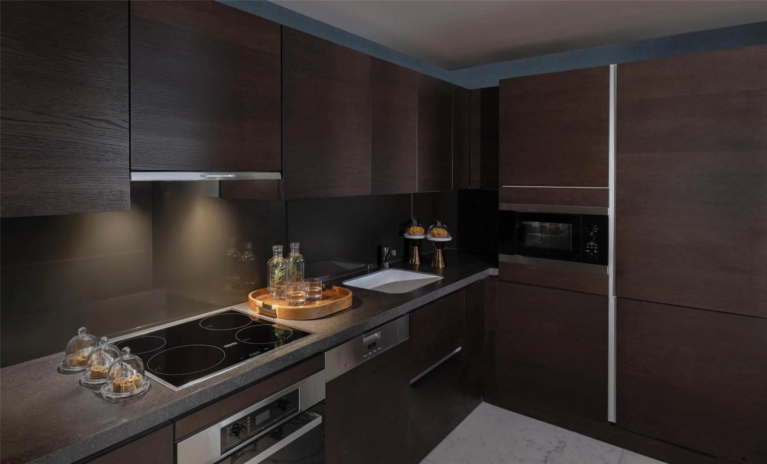 Restaurant/places to eat in Park Hyatt Abu Dhabi Hotel and Villas