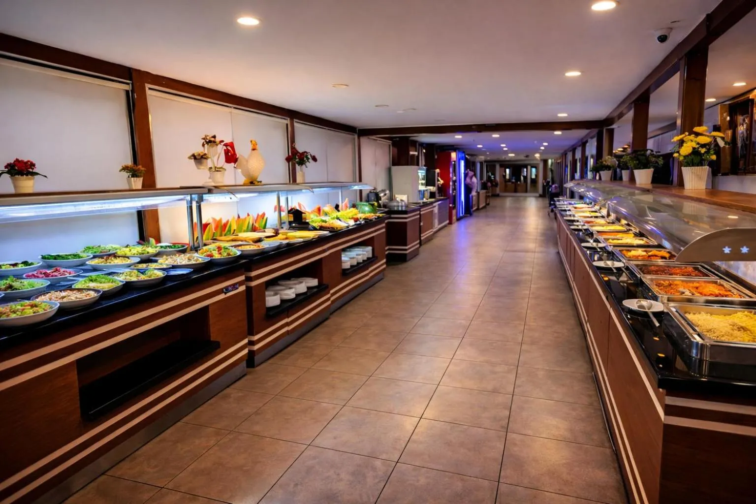 Restaurant/places to eat in Selenium Hotel