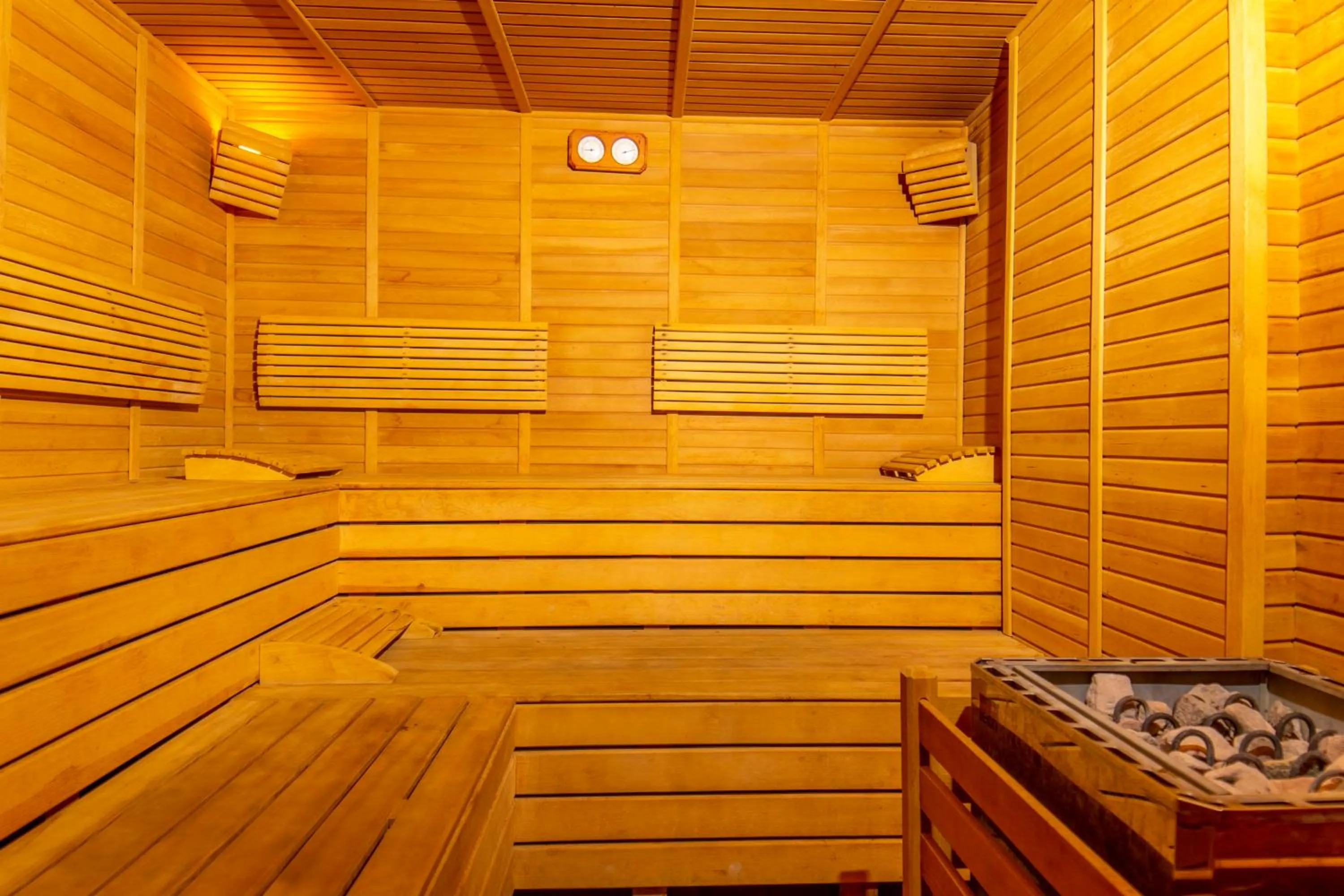 Sauna in Selenium Hotel