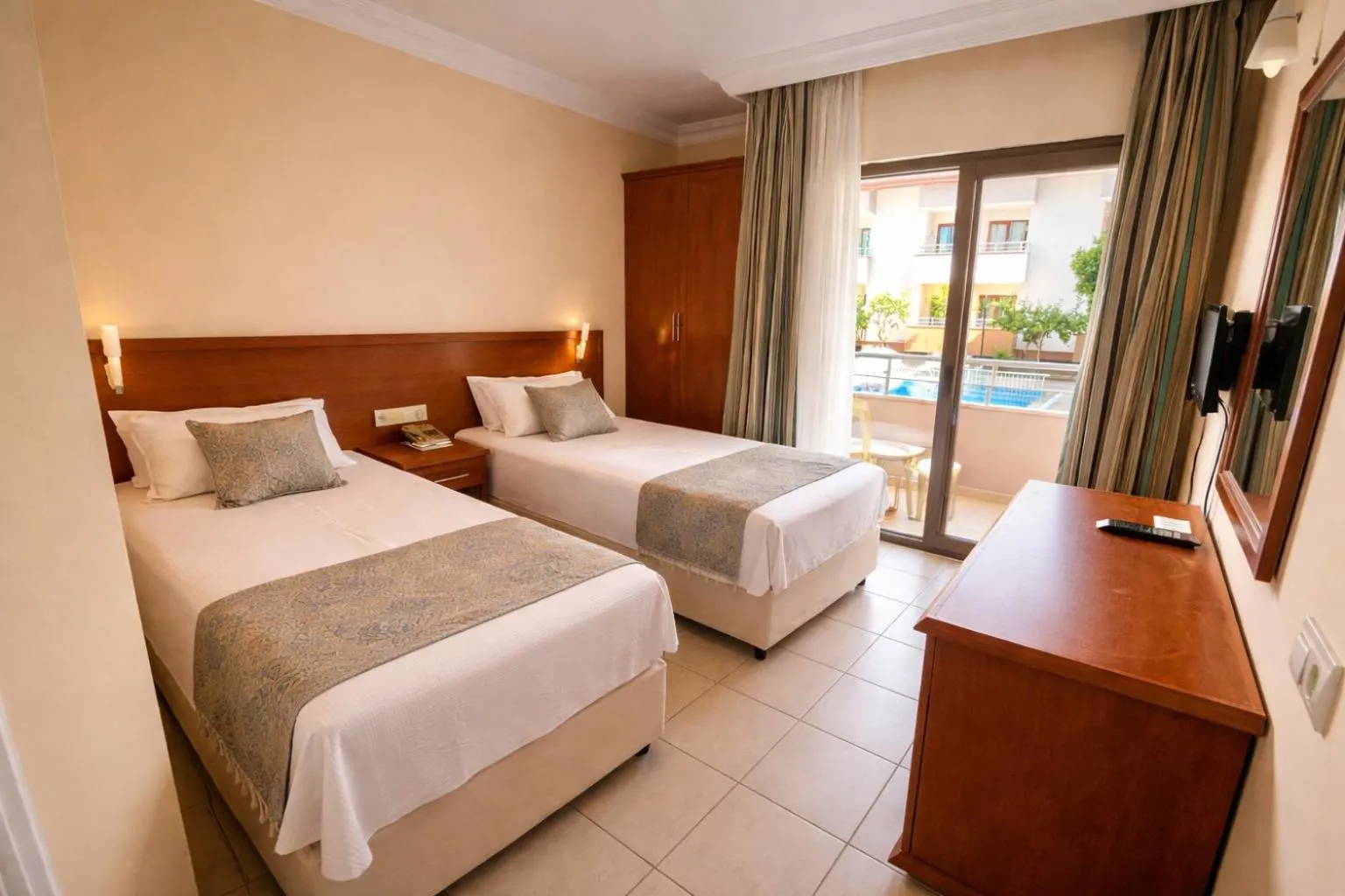 Bed in Selenium Hotel