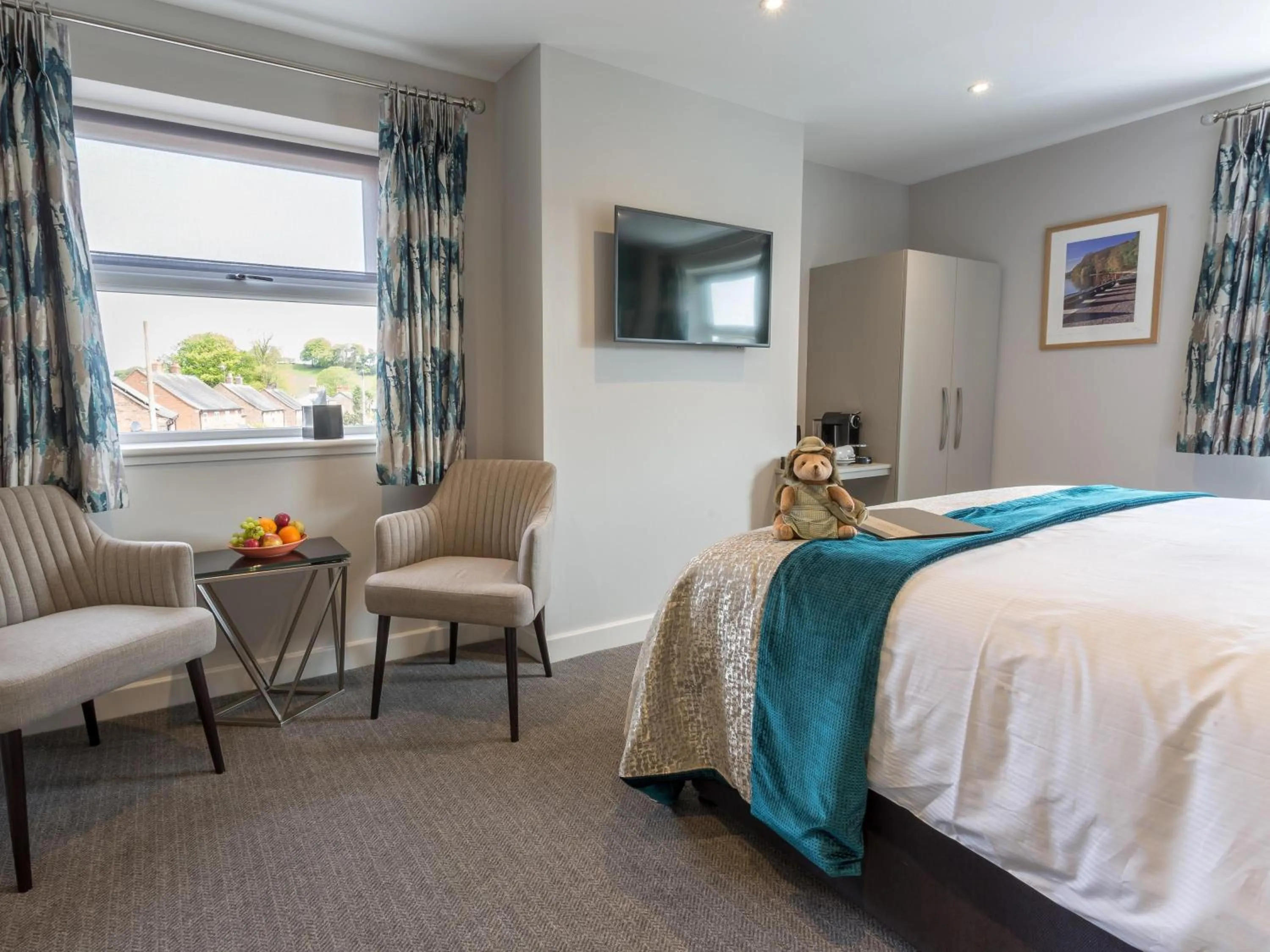 Bedroom, Bed in The Sally