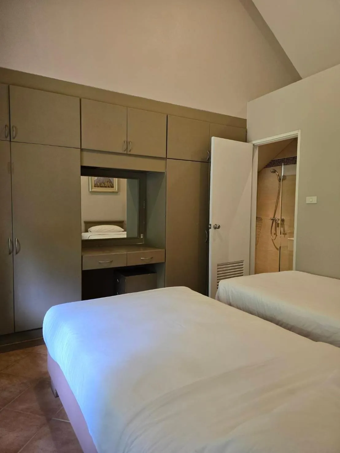 Bed in Vanilla hill (hill lodge)