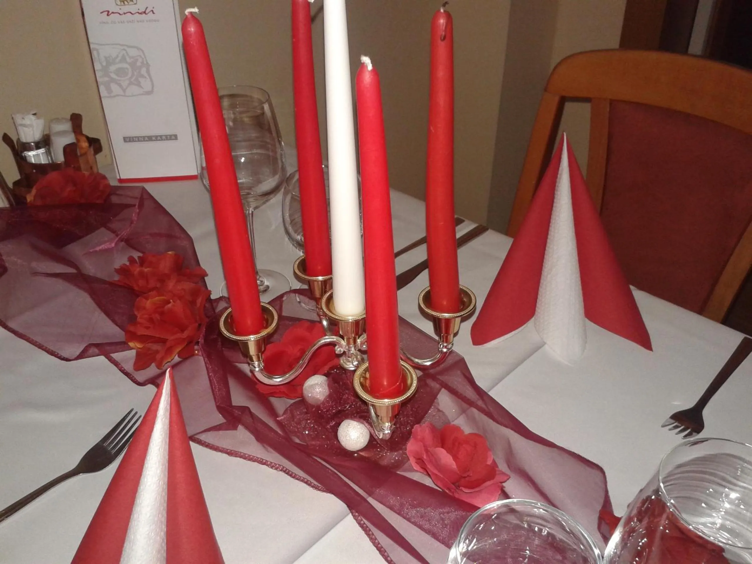 Restaurant/places to eat in Hotel Vila Anna