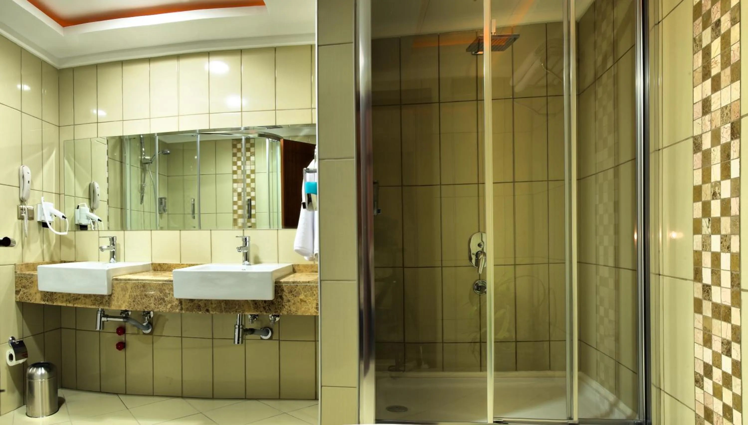 Bathroom in Buyuk Anadolu Eregli Hotel