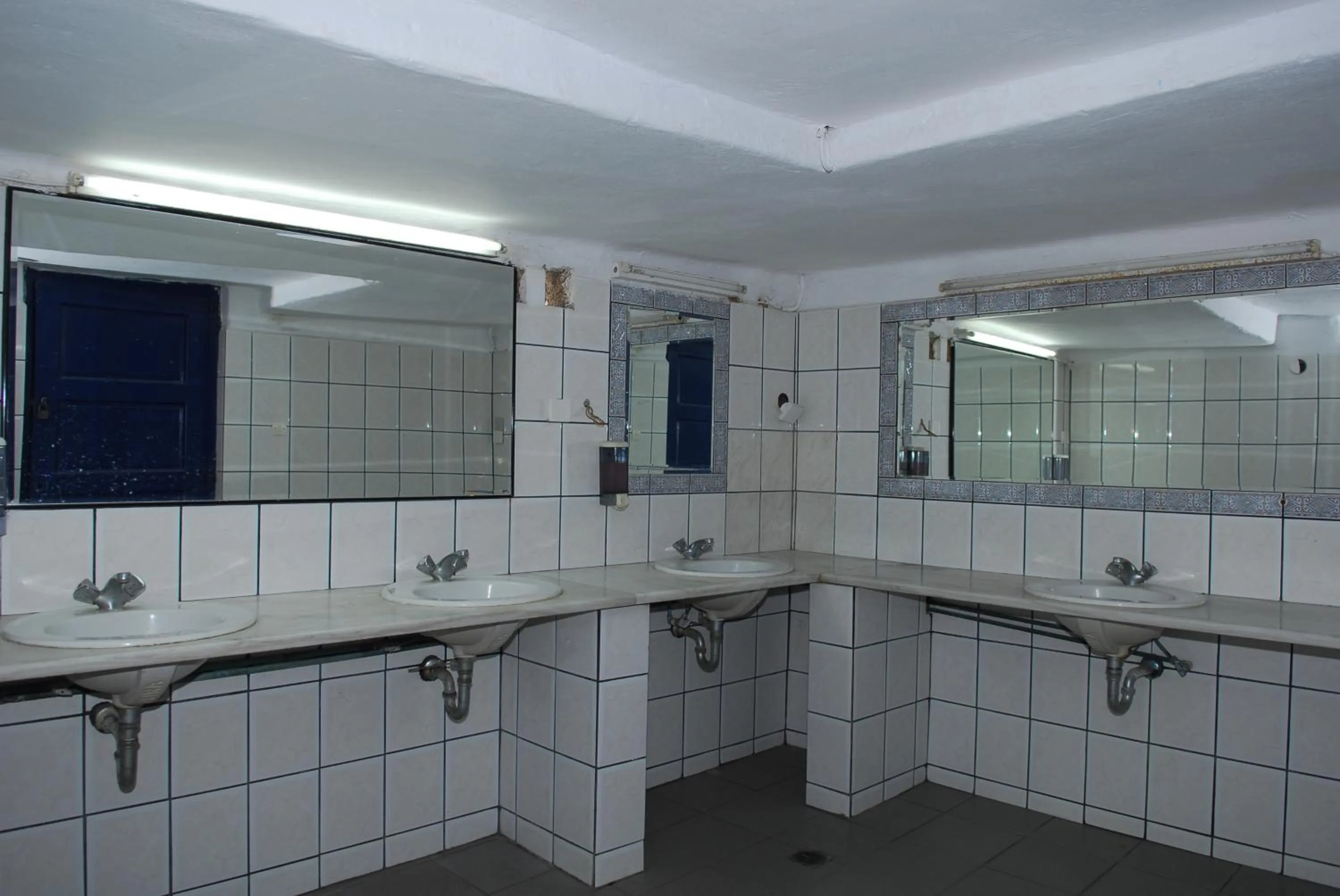 Bathroom in Paradise Beach Camping - Adults Only