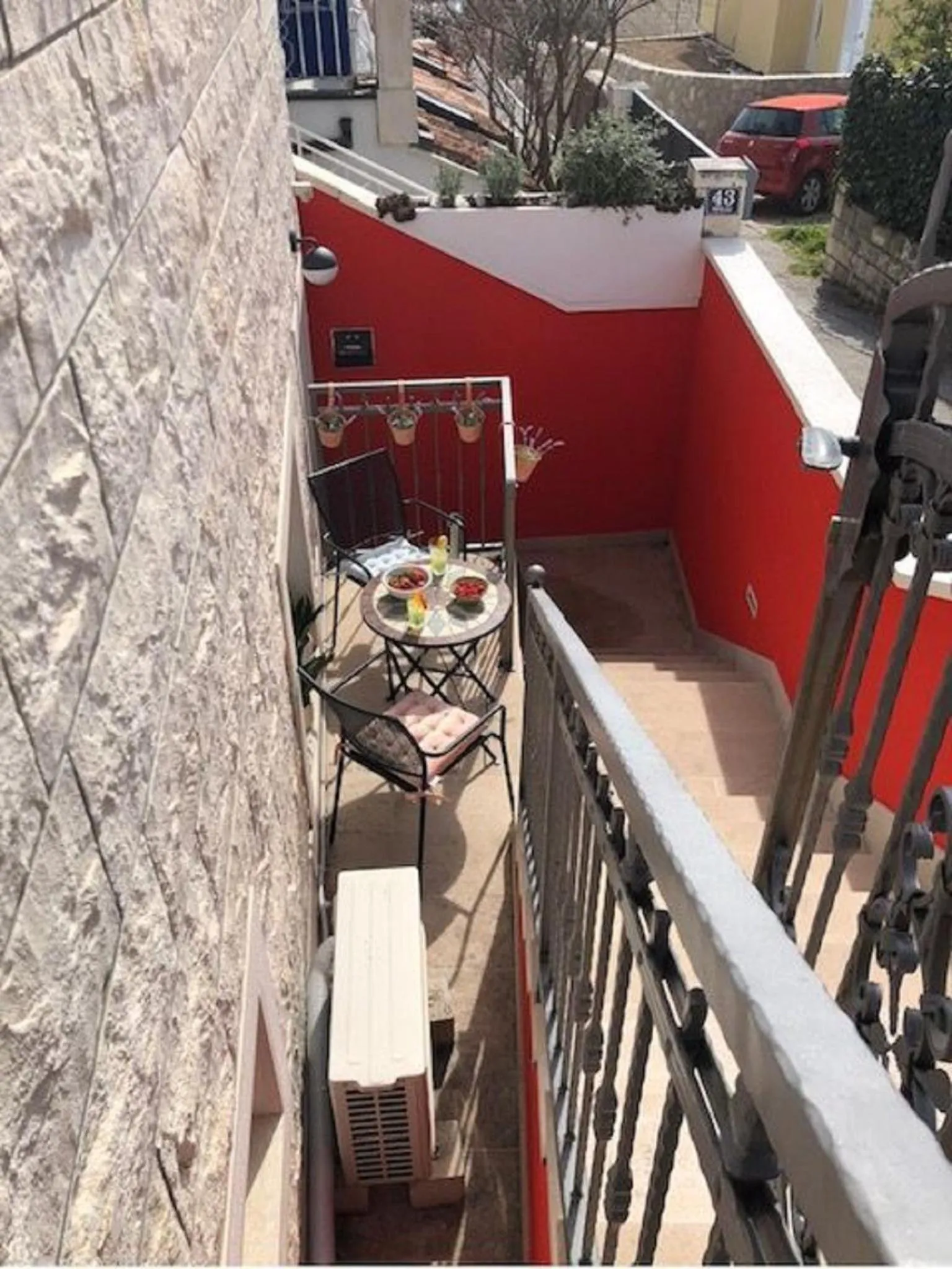 Property building in Apartments Subrenum