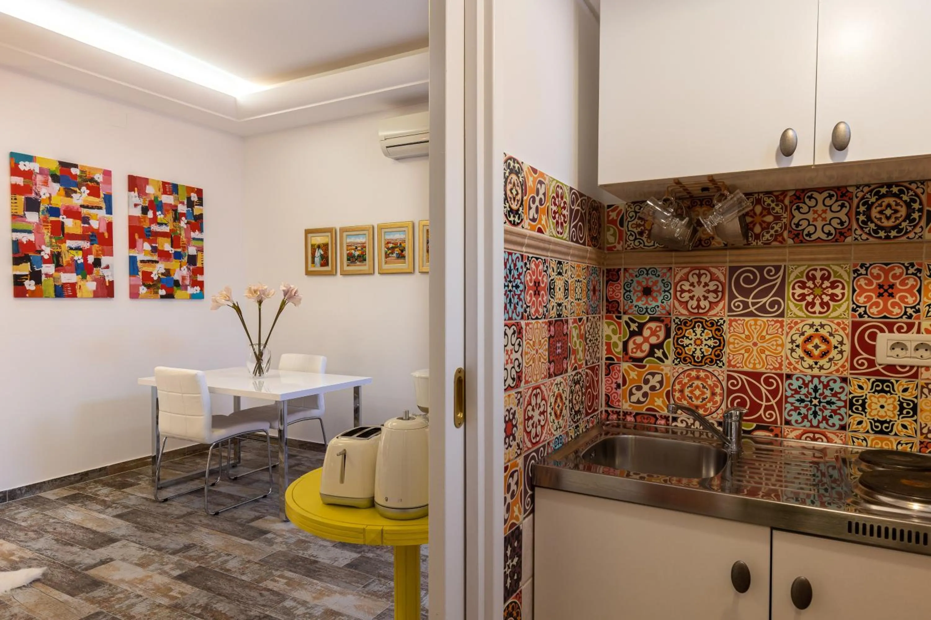 Kitchen or kitchenette in Apartments Subrenum