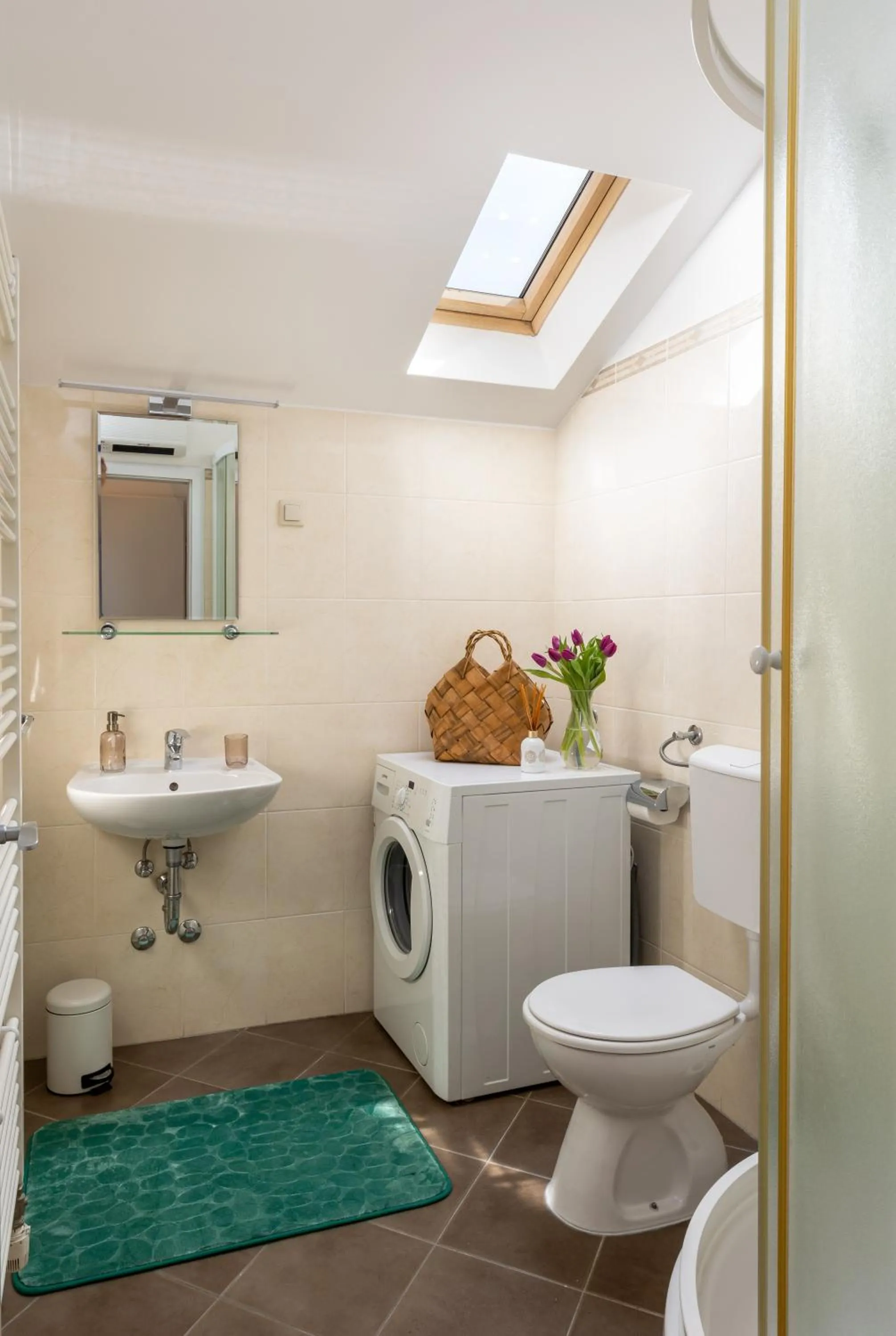 Bathroom in Apartments Subrenum