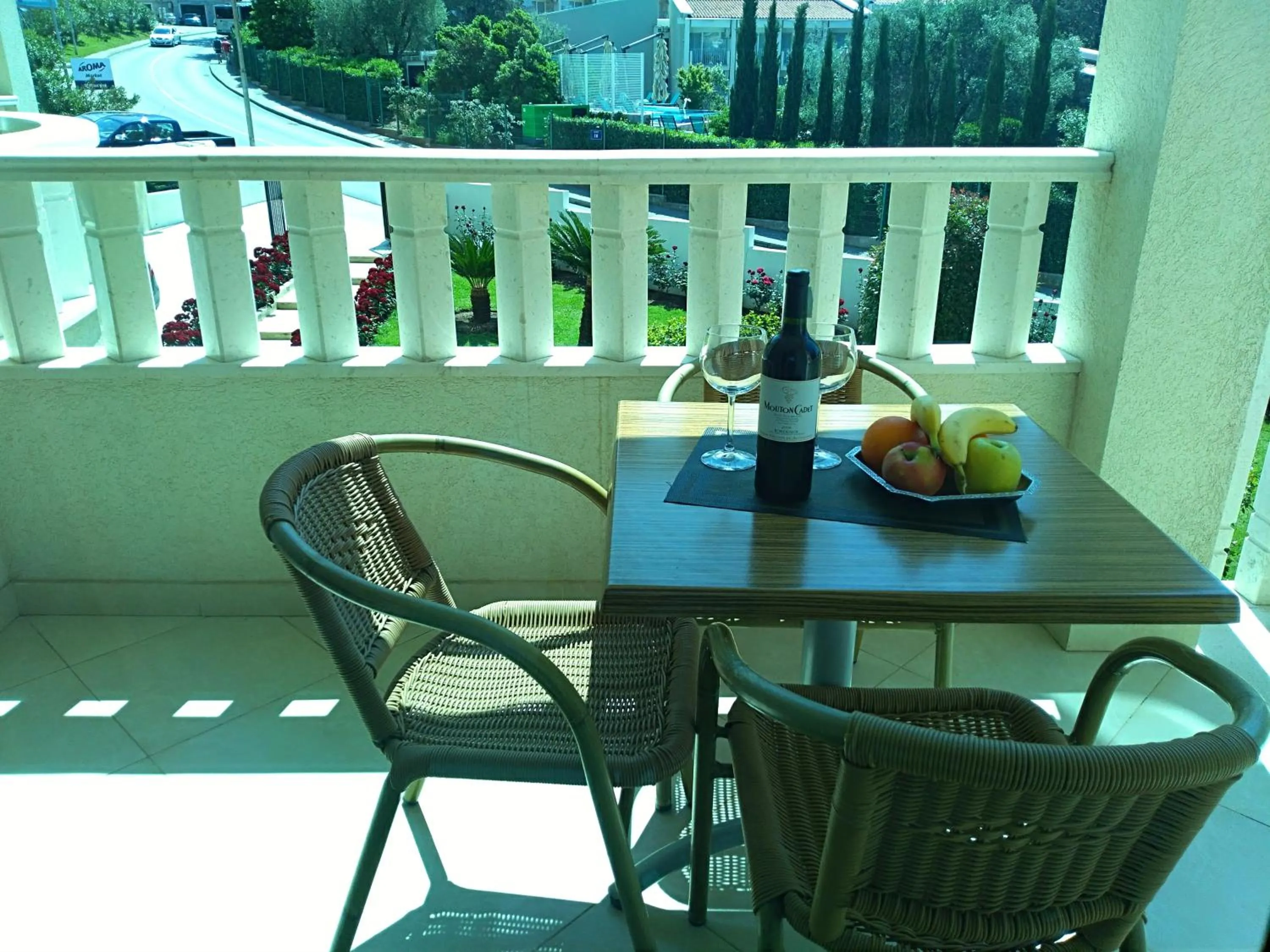 Balcony/Terrace in Vila V Lux Apartments