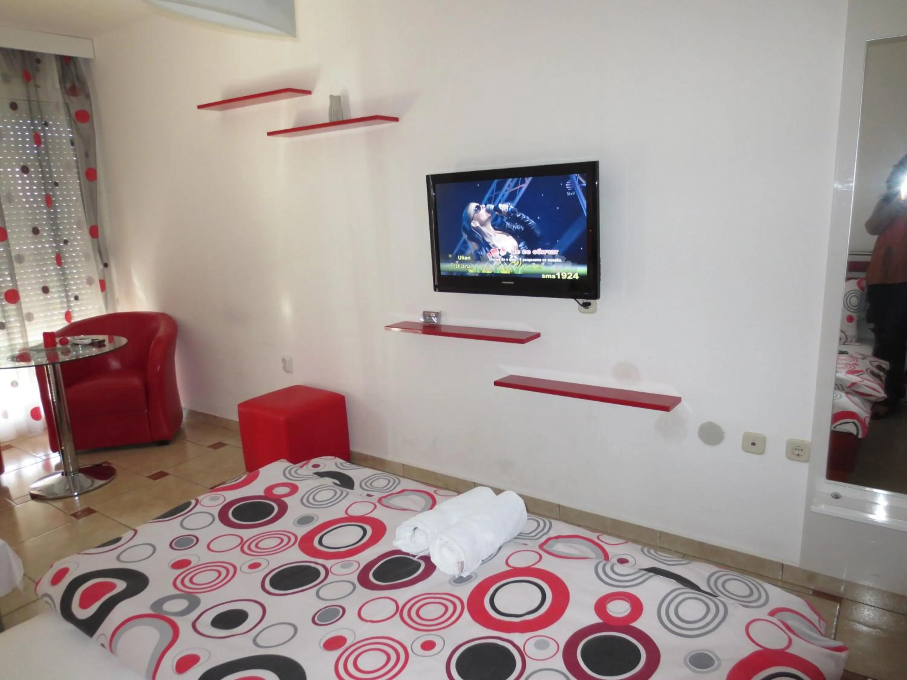 Bed in Apartments Jovan city center with free parking