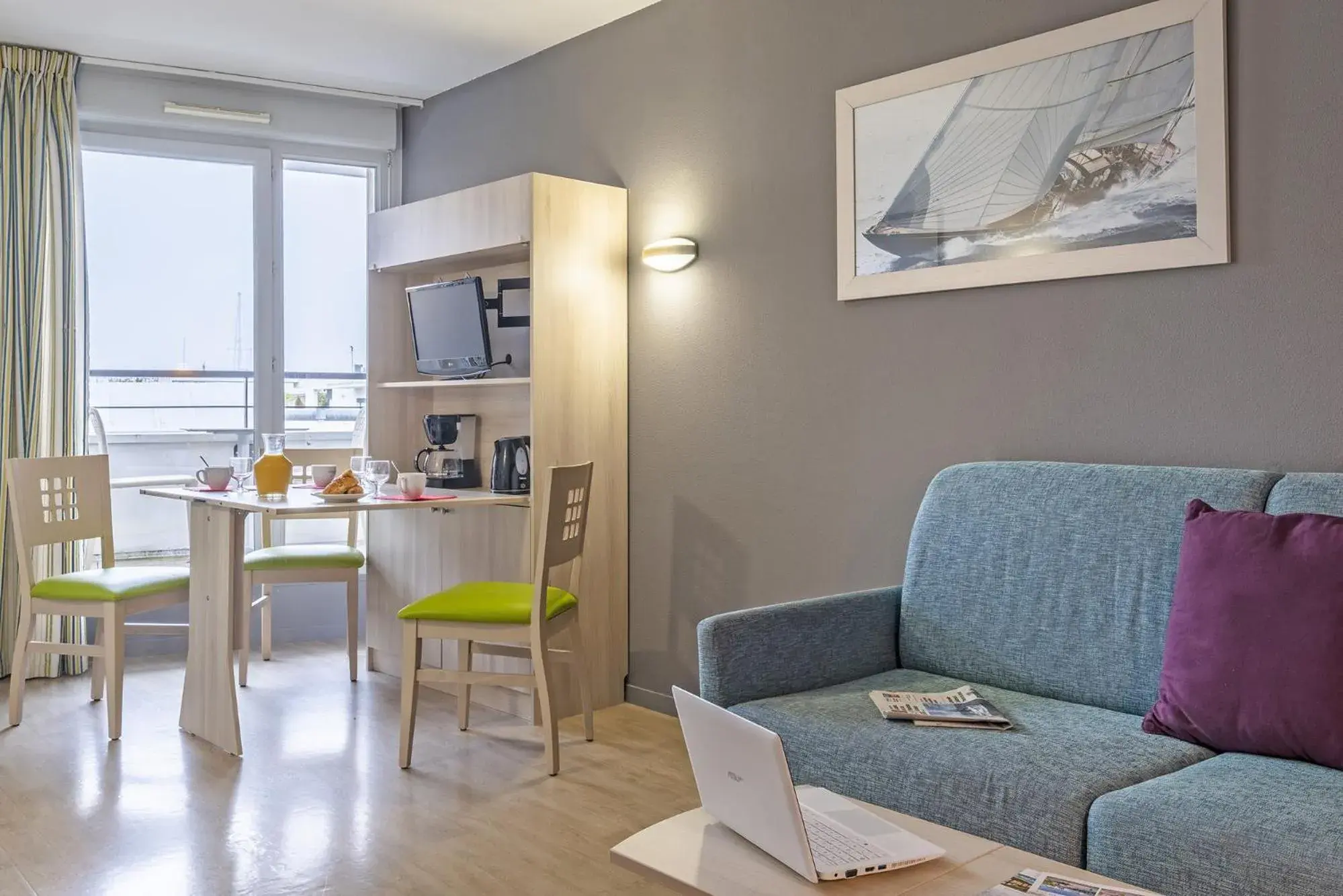 Living room in Lagrange Apart'Hotel l’Escale Marine Living room in Lagrange Apart'Hotel l’Escale Marine