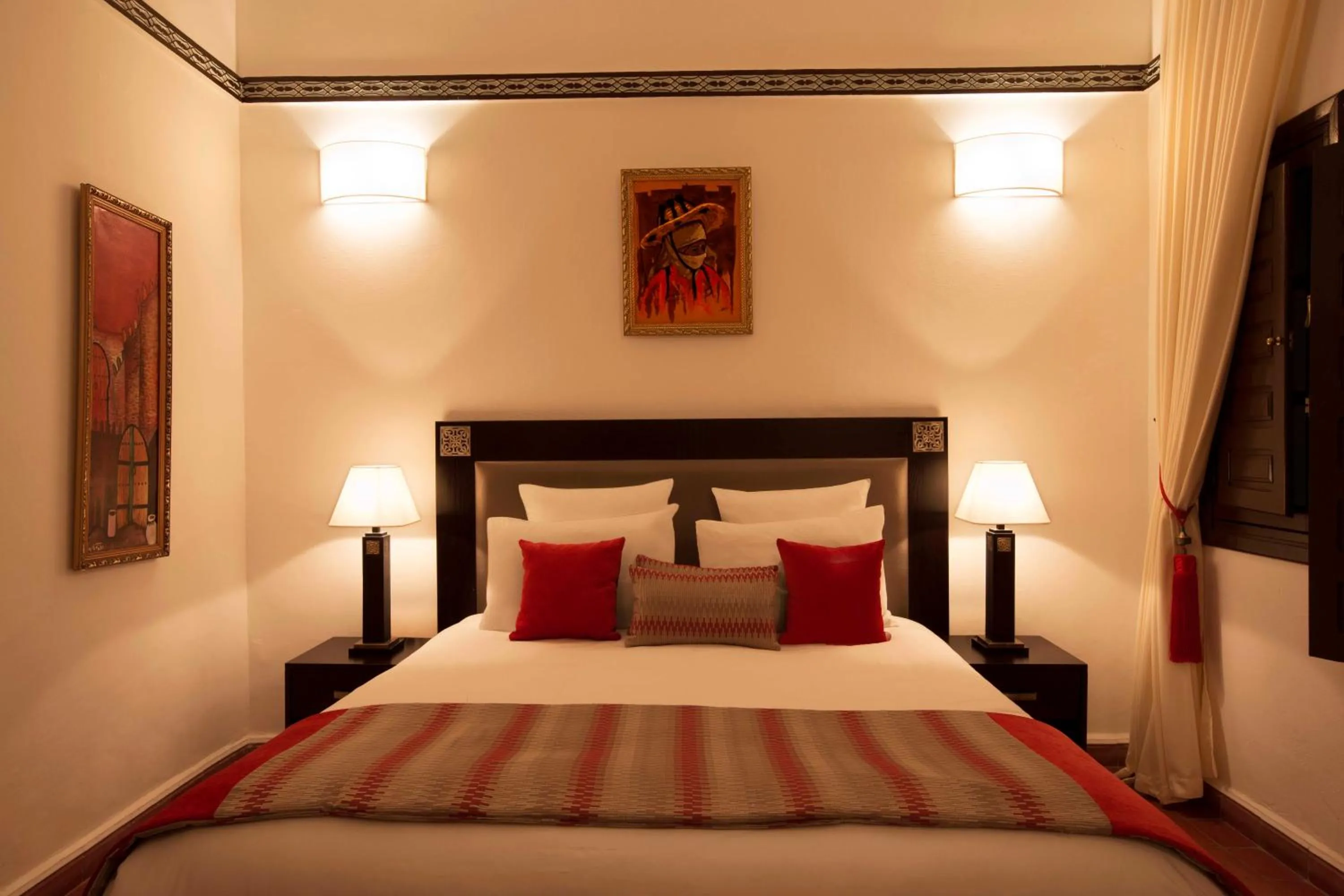 Bedroom, Bed in Riad Dar Alfarah