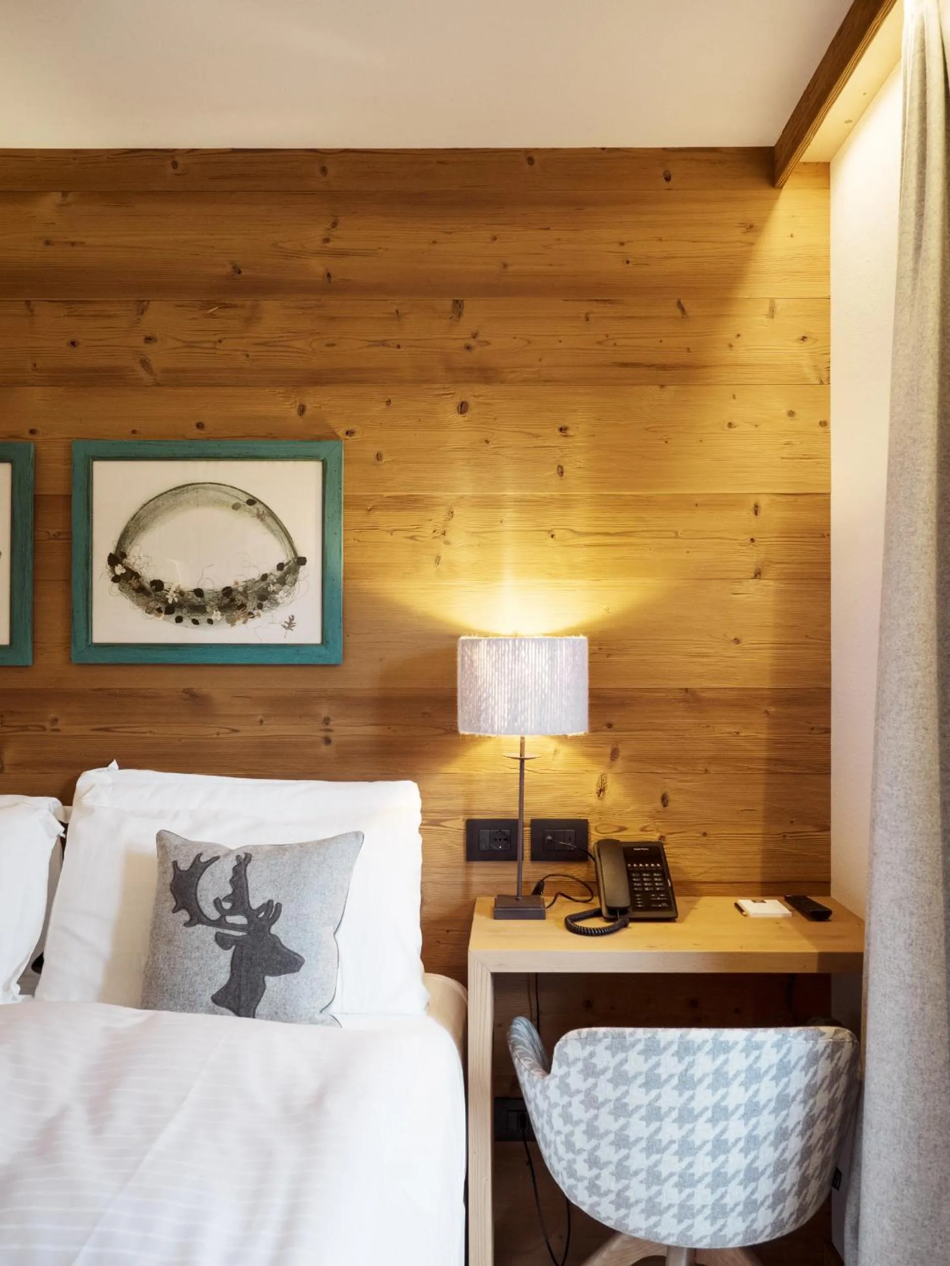 Bed in FIORI Dolomites Experience Hotel