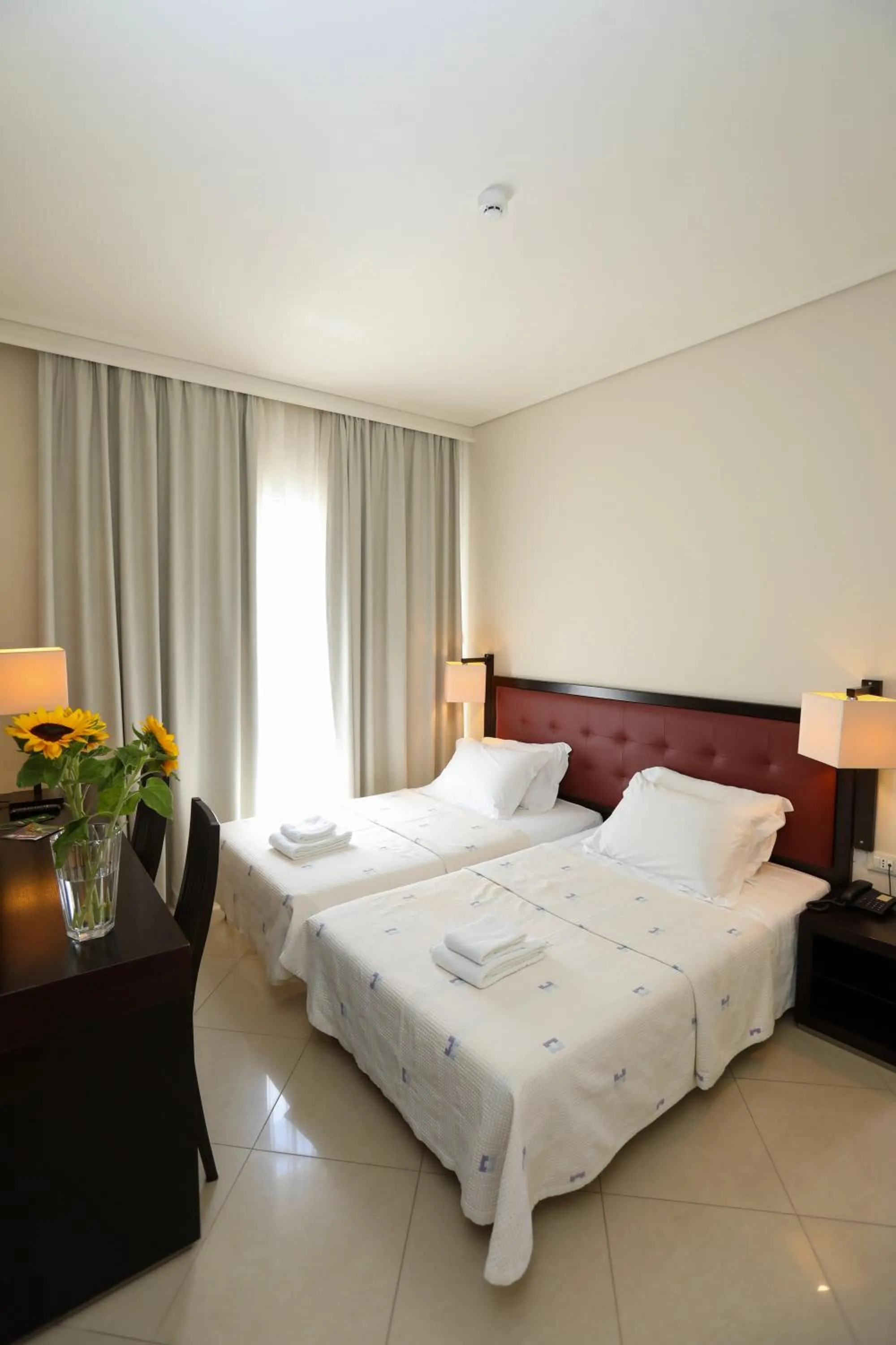 Photo of the whole room, Bed in Hotel New York