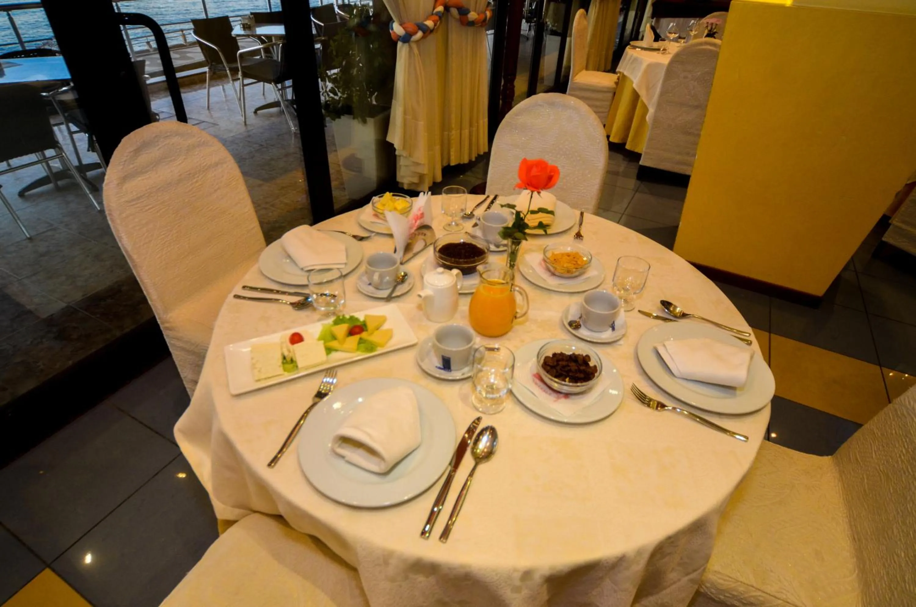 Area and facilities in Hotel New York