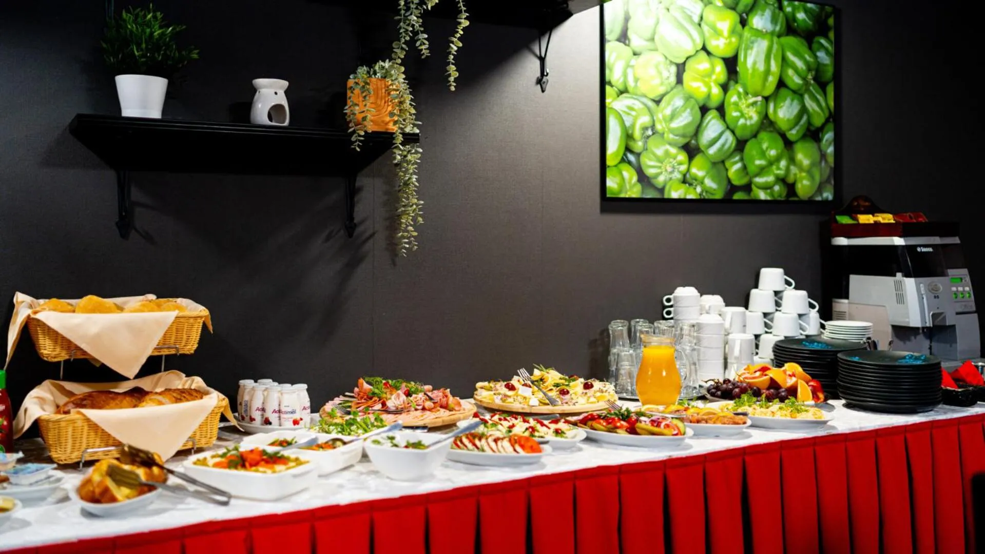 Buffet breakfast in Hotel Halny