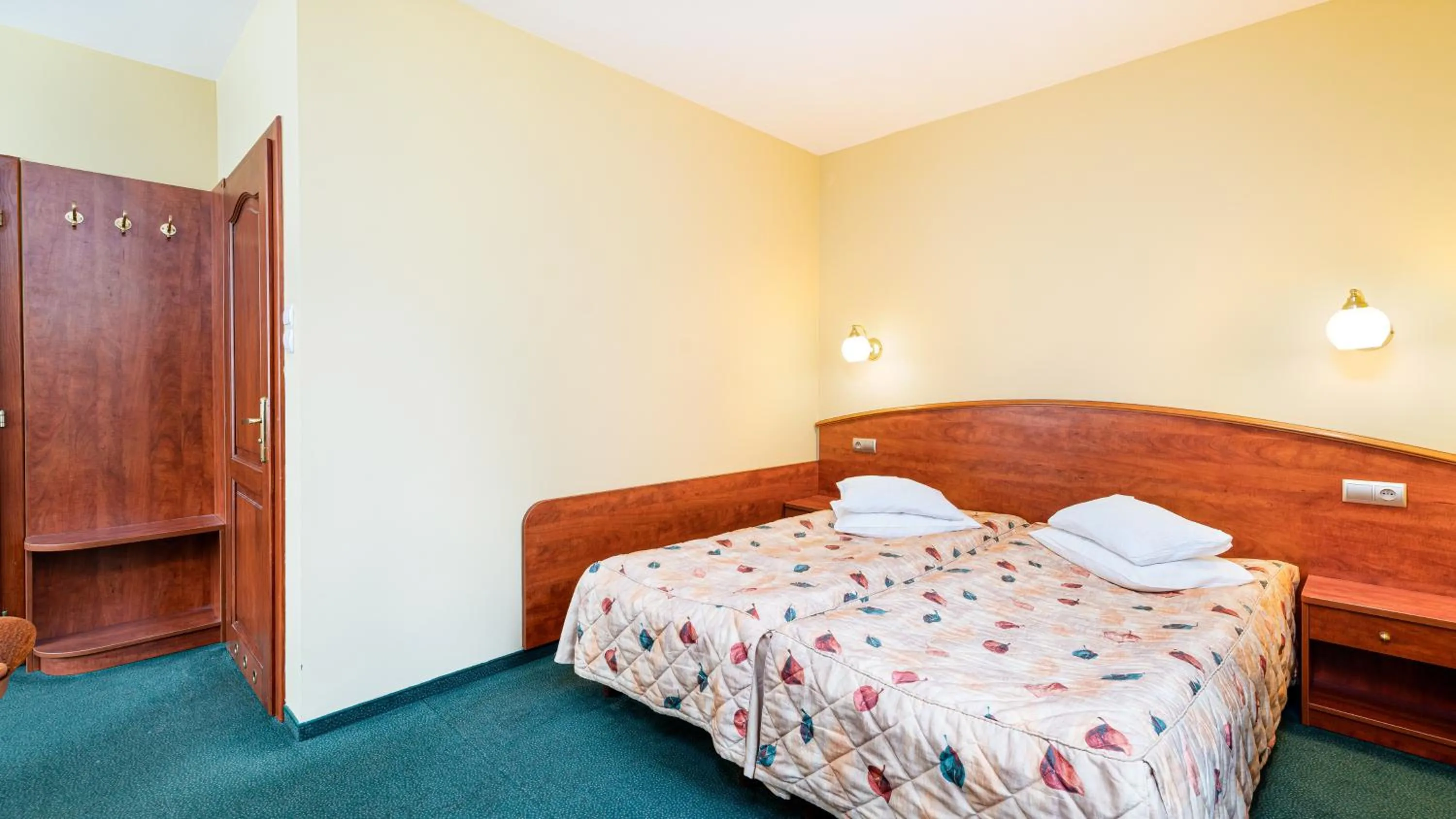 Bed in Hotel Halny
