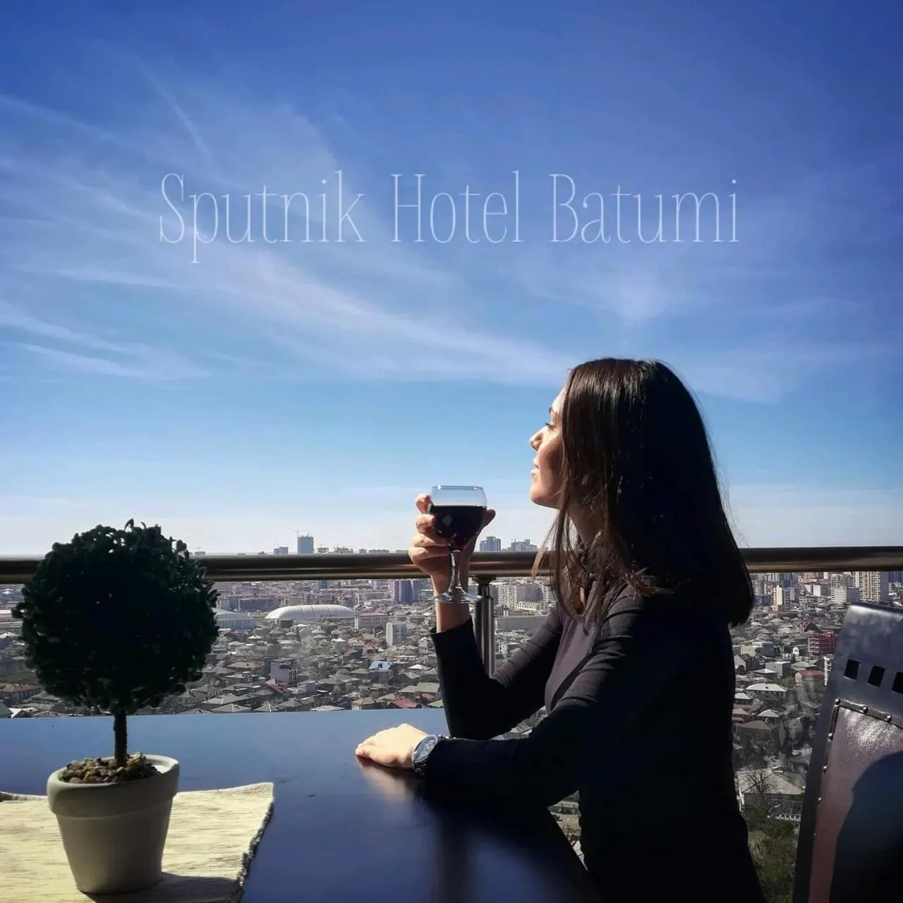 Restaurant/places to eat in Sputnik Hotel Batumi