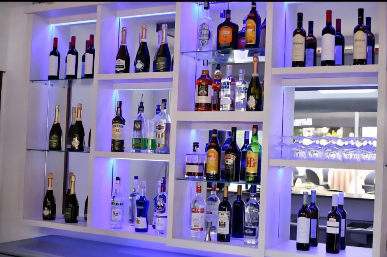 Restaurant/places to eat in Sputnik Hotel Batumi