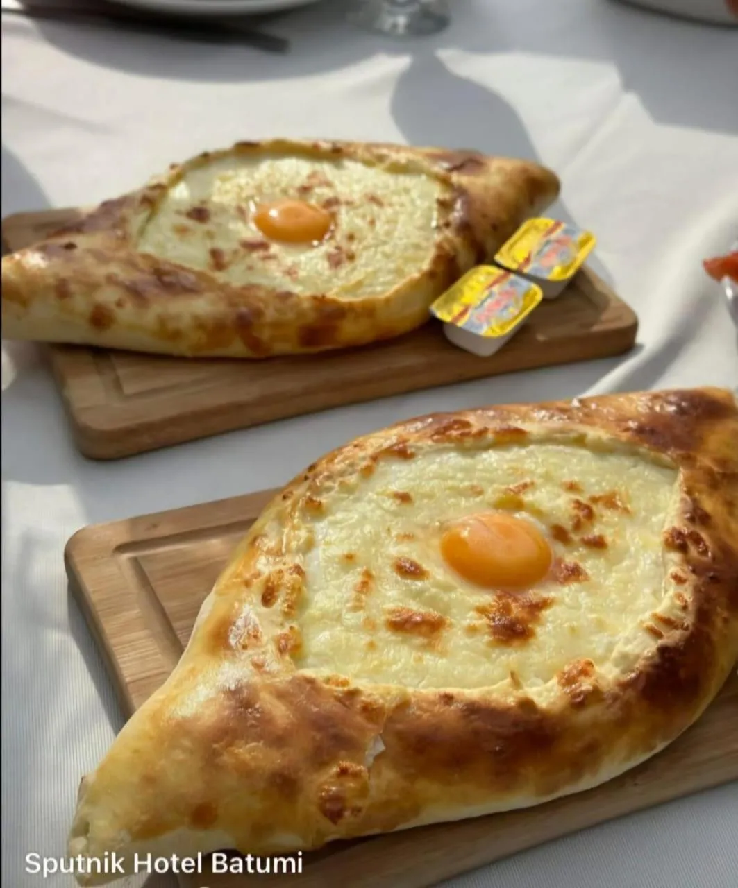 Restaurant/places to eat in Sputnik Hotel Batumi