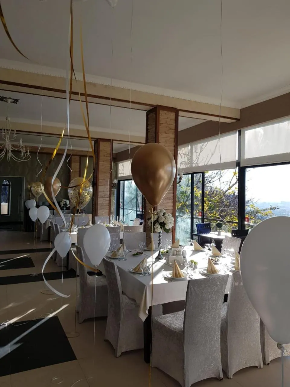 Restaurant/places to eat in Sputnik Hotel Batumi