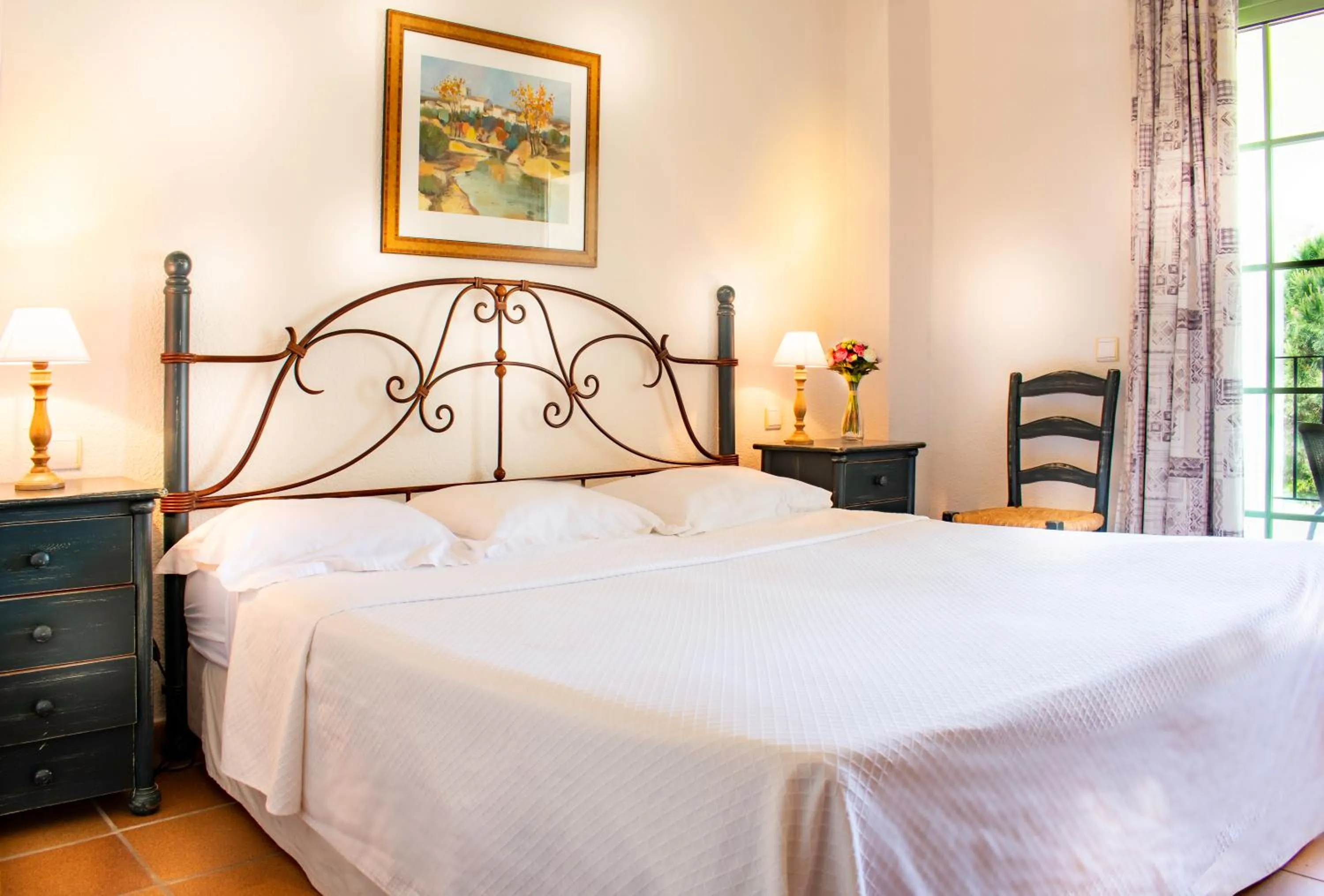 Bedroom, Bed in Hotel La Romarine