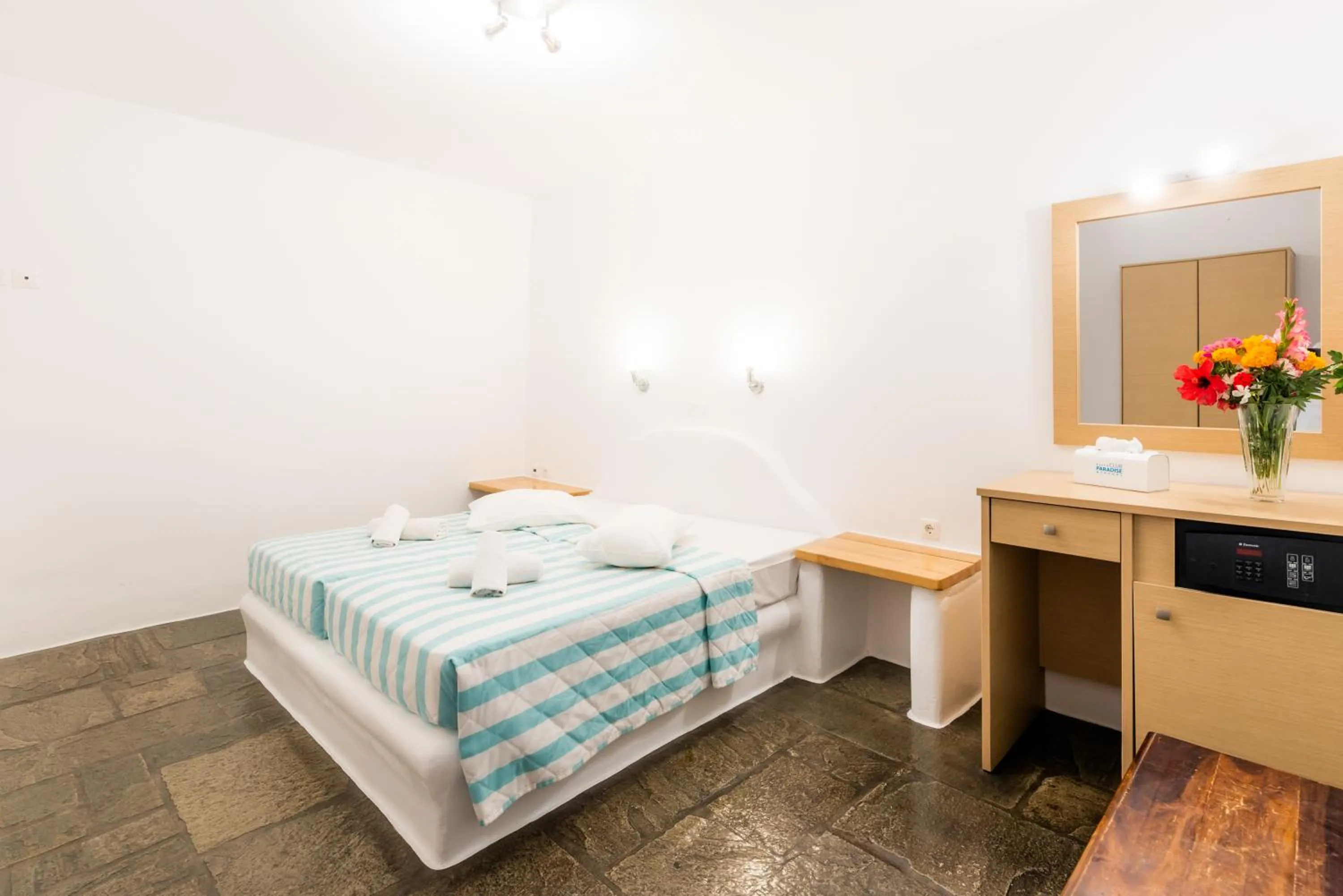 Photo of the whole room, Bed in Paradise Beach Resort