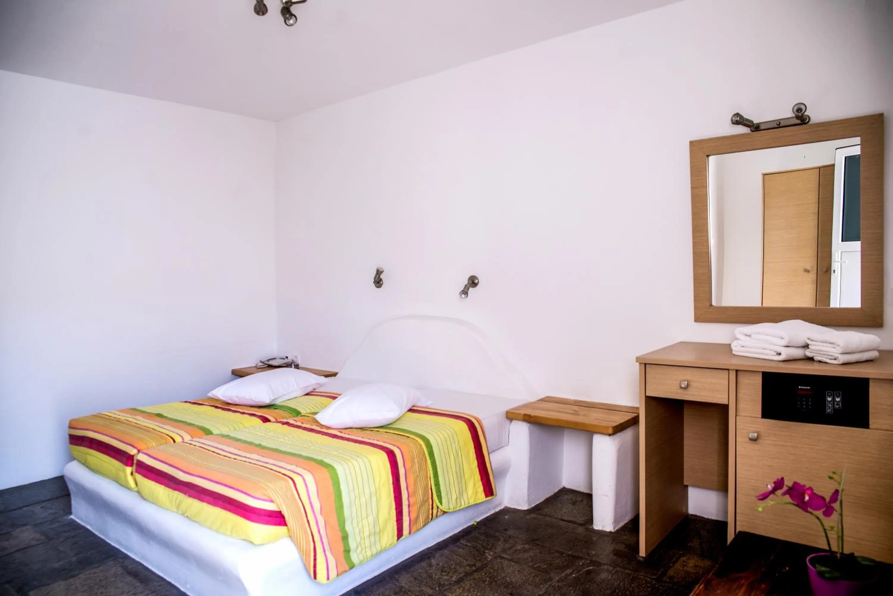 Bed in Paradise Beach Resort