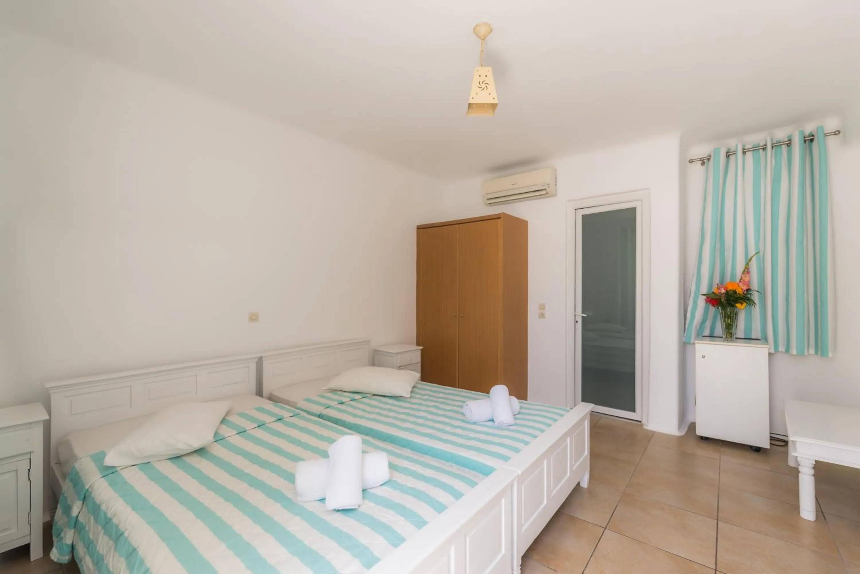 Photo of the whole room, Bed in Paradise Beach Resort