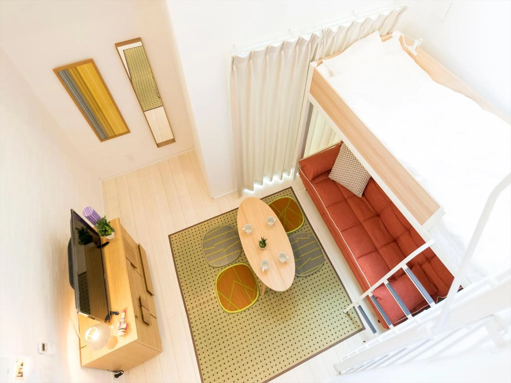Living room, Bed in TRIP POD TAKASAGO A