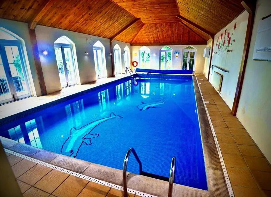 Swimming pool in Angmering Manor Hotel