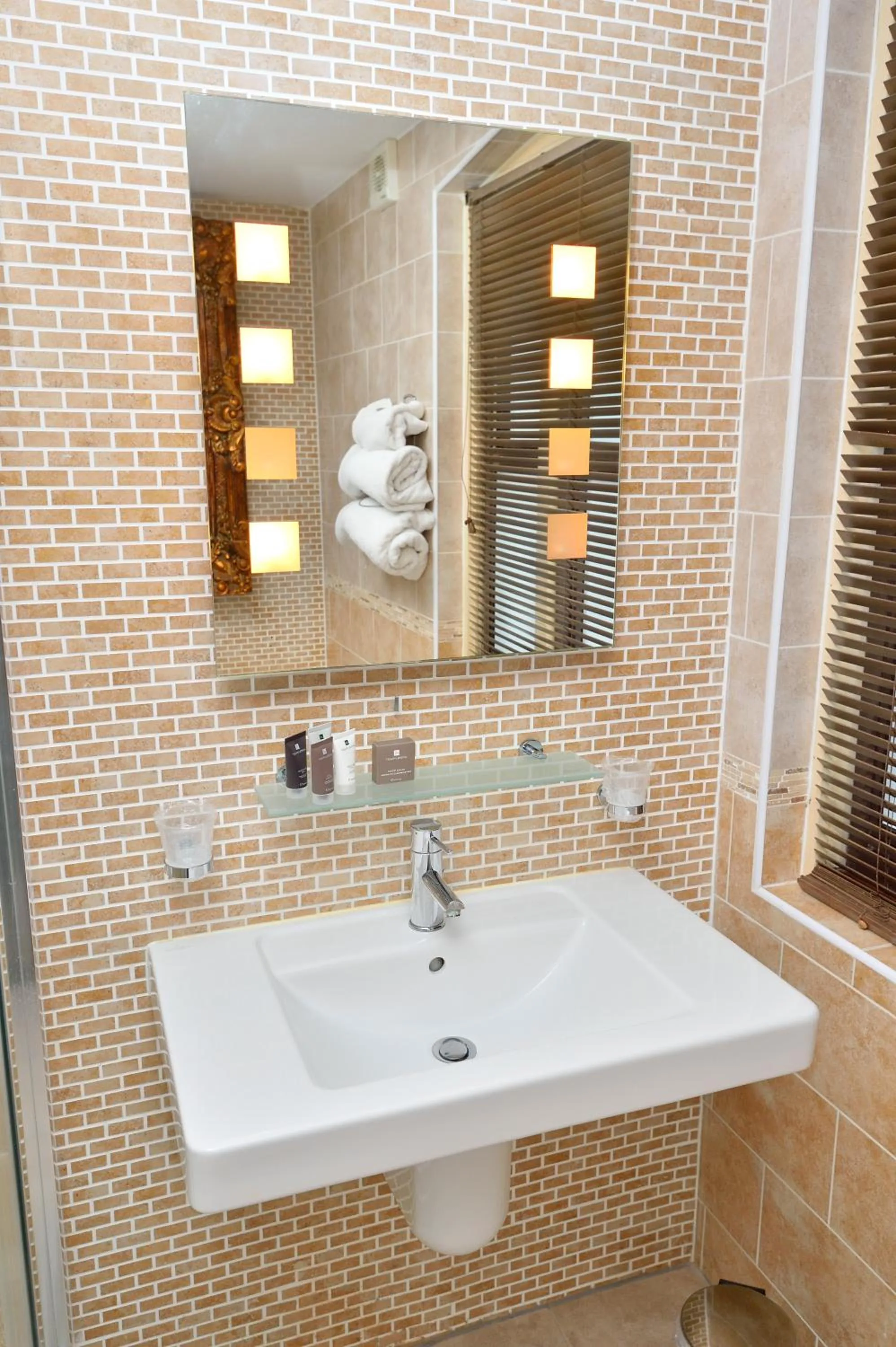 Bathroom in Angmering Manor Hotel