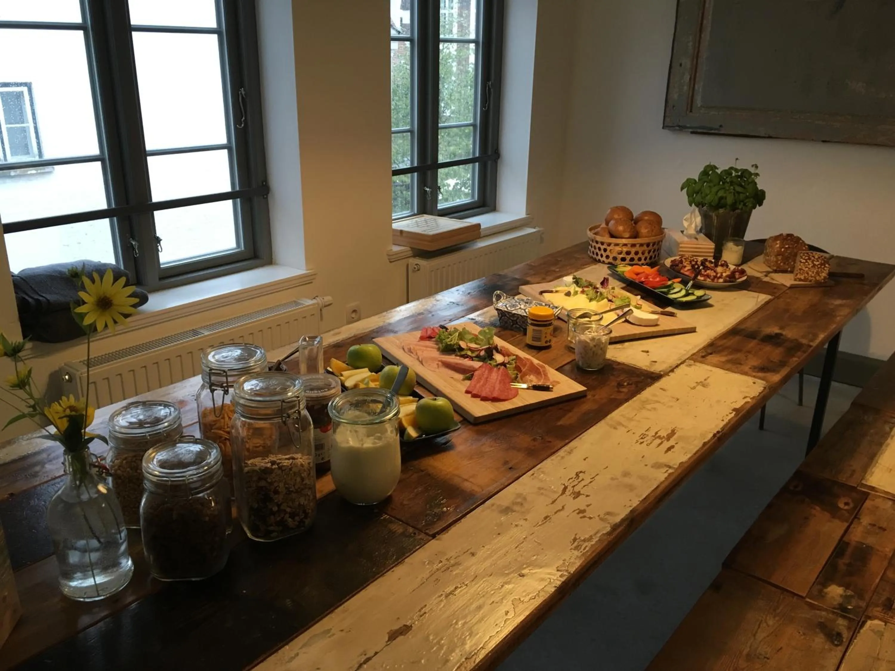 Buffet breakfast in Seemannsheim Hostel Flensburg