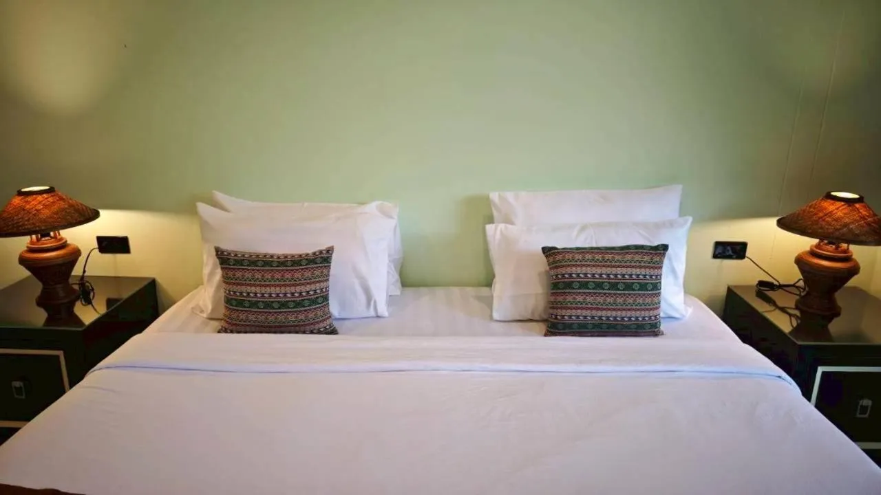 Bed in Dong Talay Lipe Beach Resort